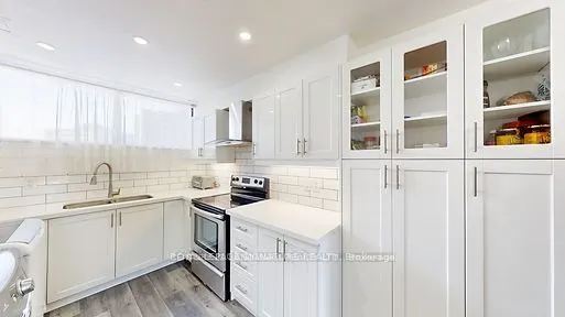 4673 Jane Street #806