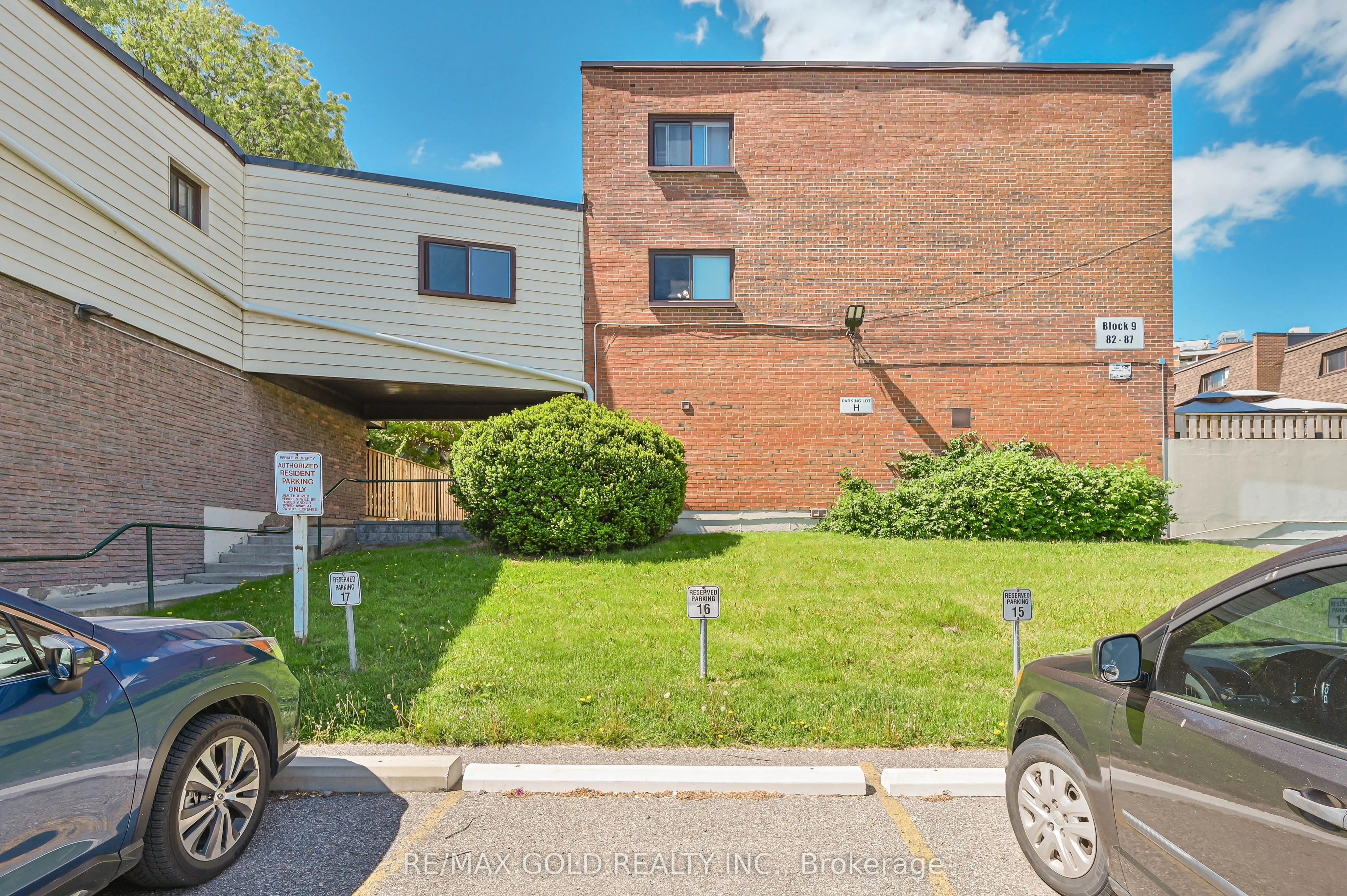 180 Mississauga Valley Boulevard #87