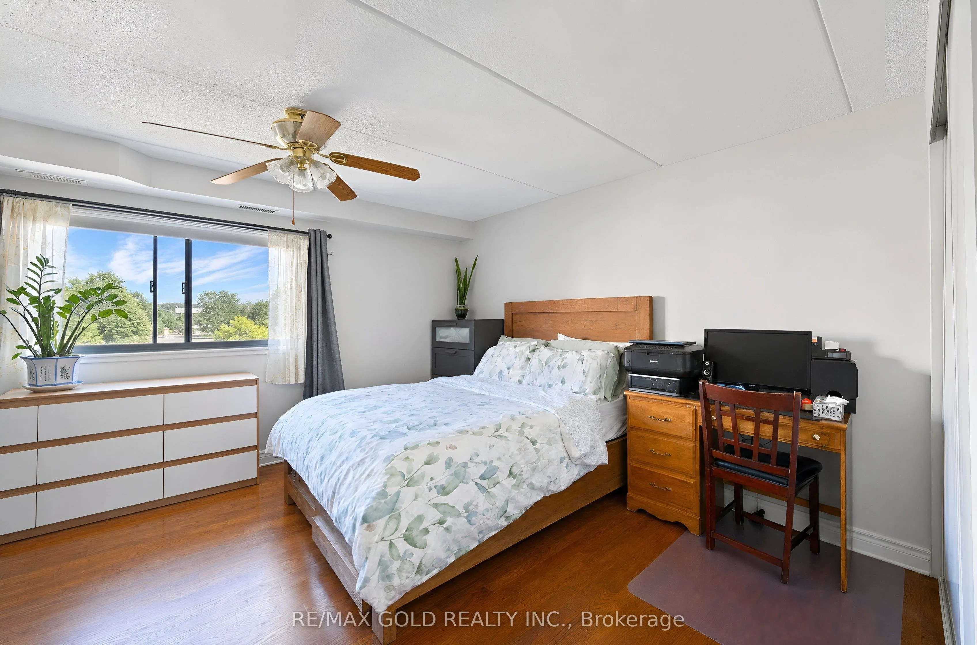 180 Mississauga Valley Boulevard #87