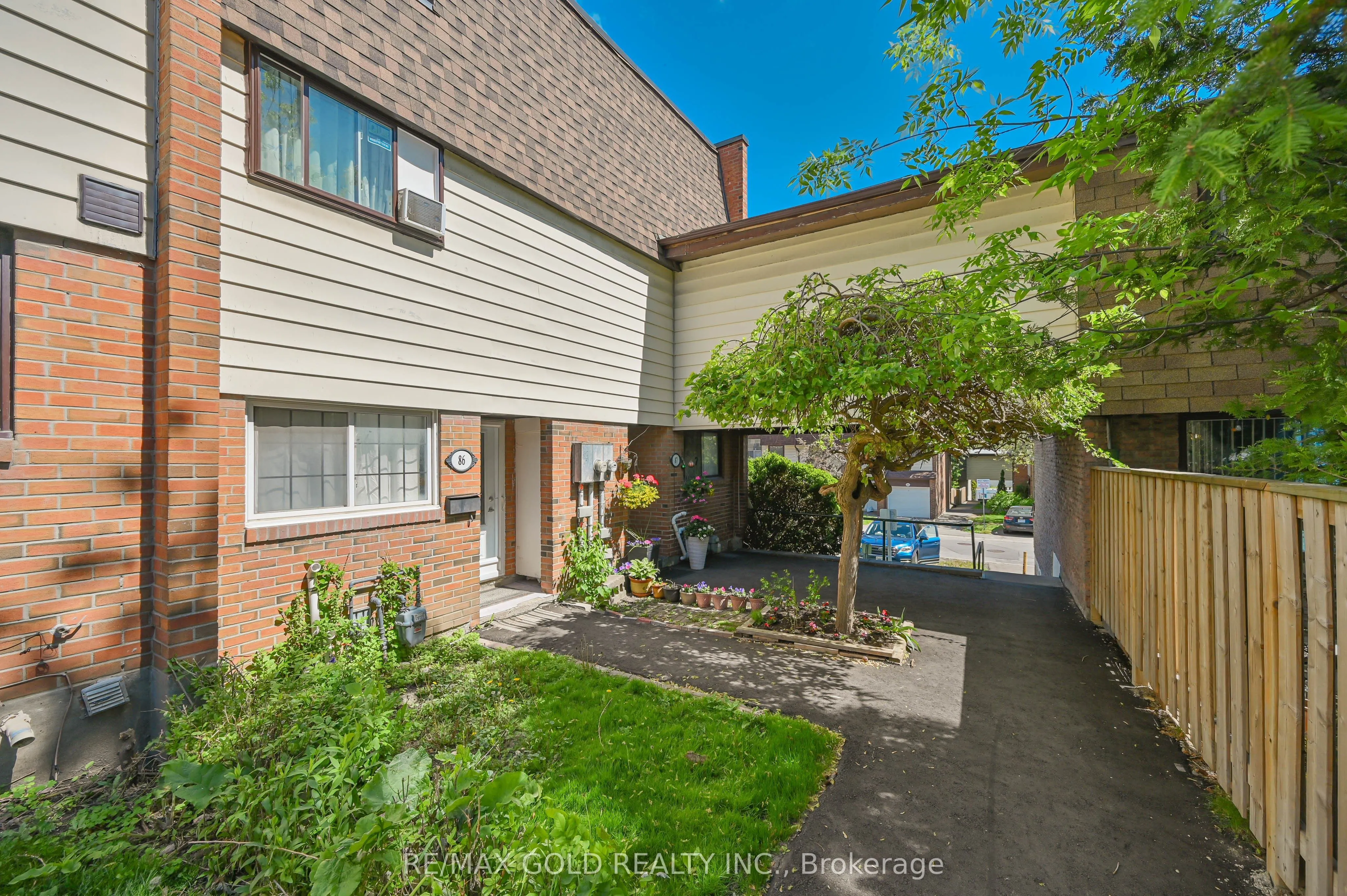 180 Mississauga Valley Boulevard #87