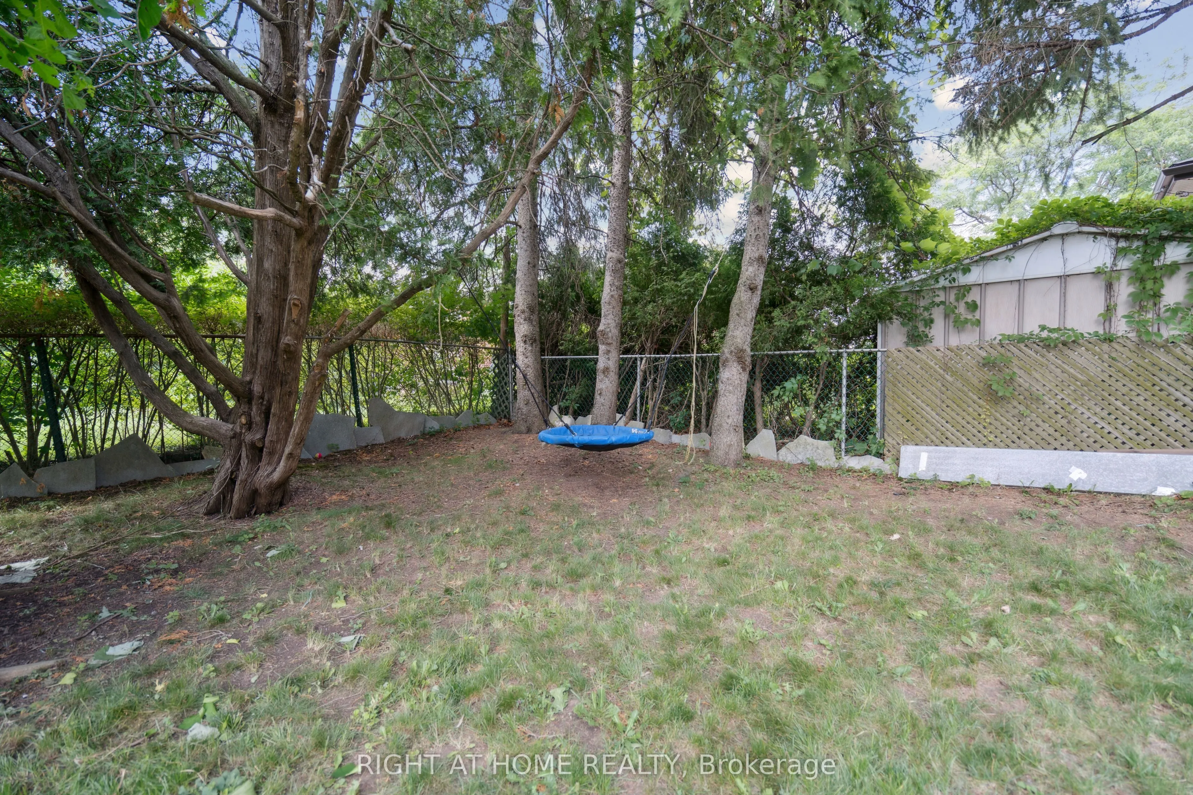 2343 Mountainside Drive