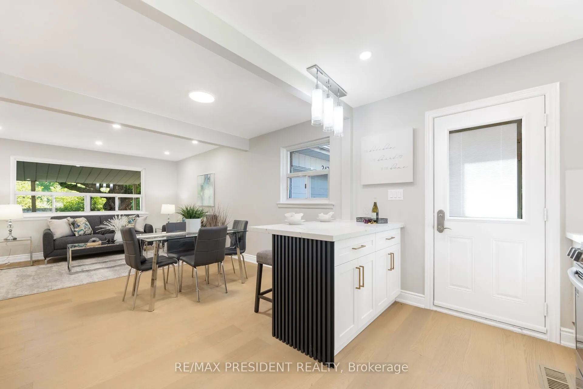 2420 Edenhurst Drive