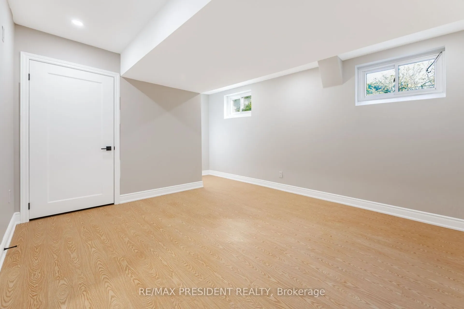 2420 Edenhurst Drive