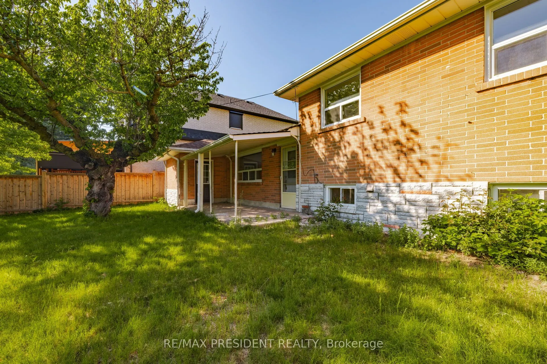 2420 Edenhurst Drive