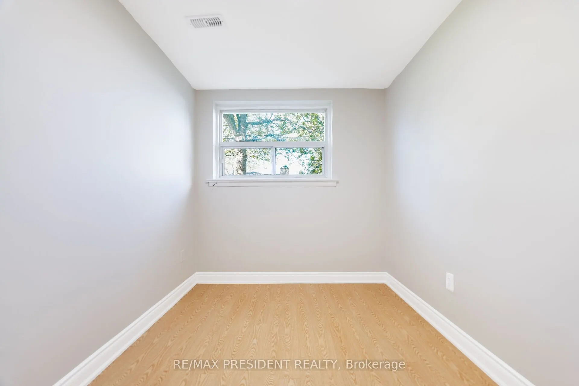 2420 Edenhurst Drive