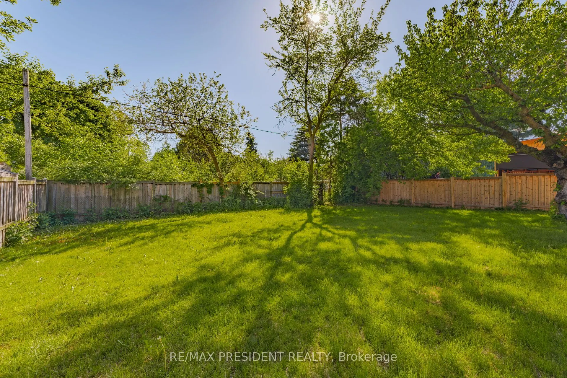 2420 Edenhurst Drive