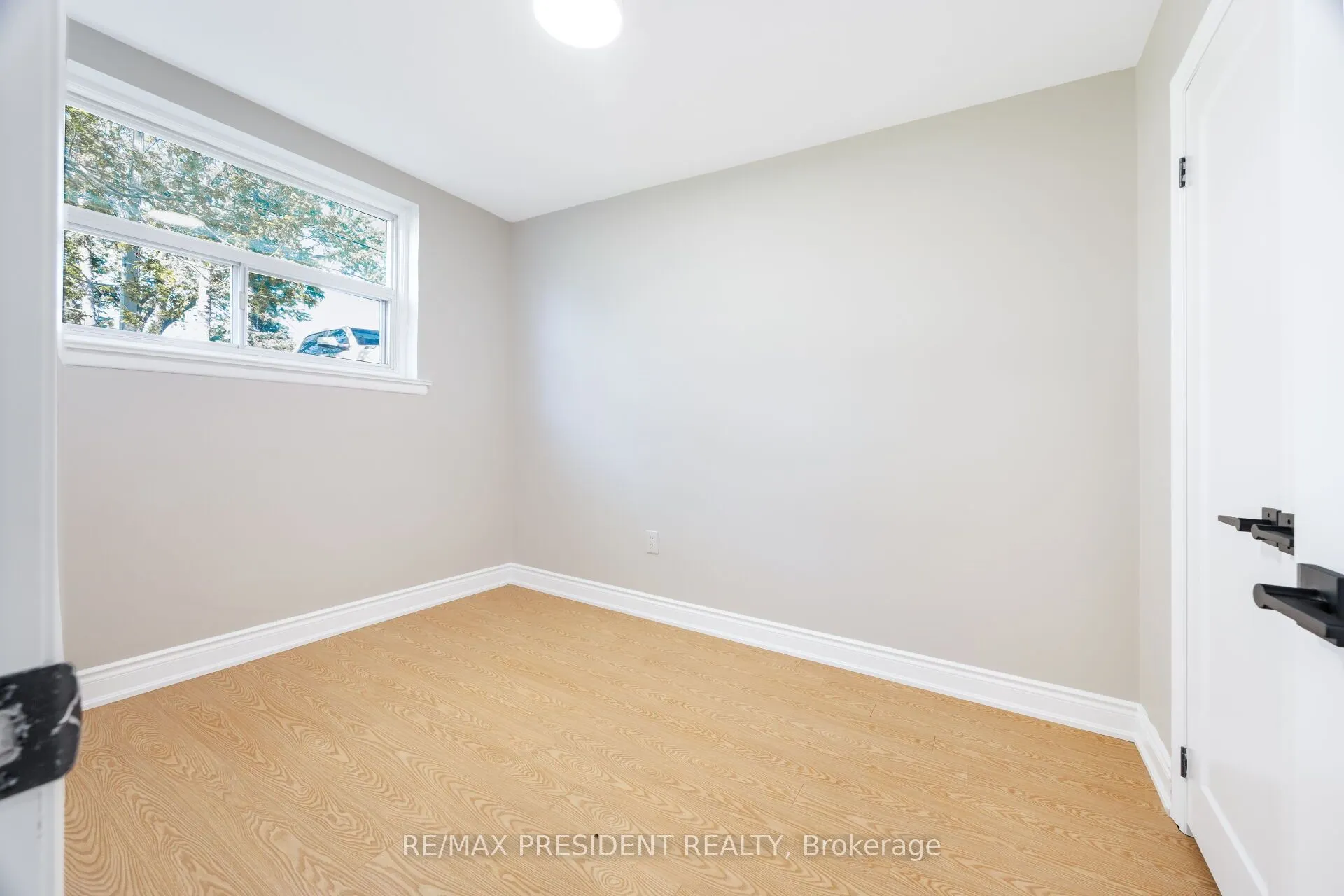 2420 Edenhurst Drive