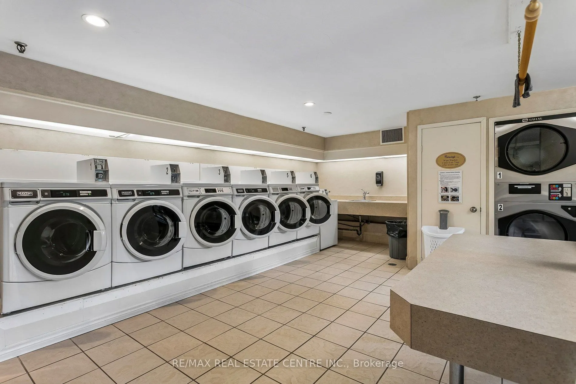 1400 Dixie Road #609