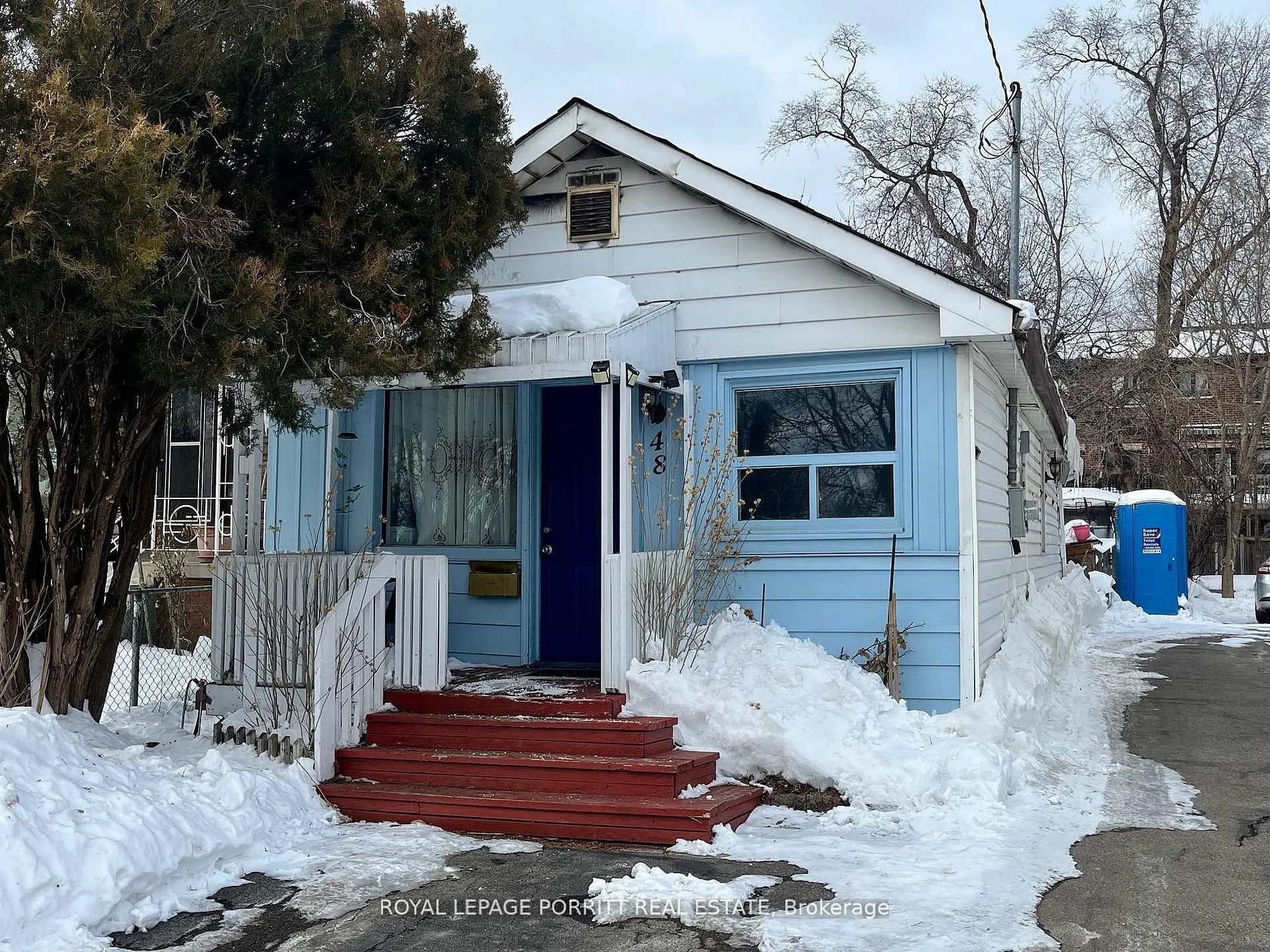 48 Daisy Avenue