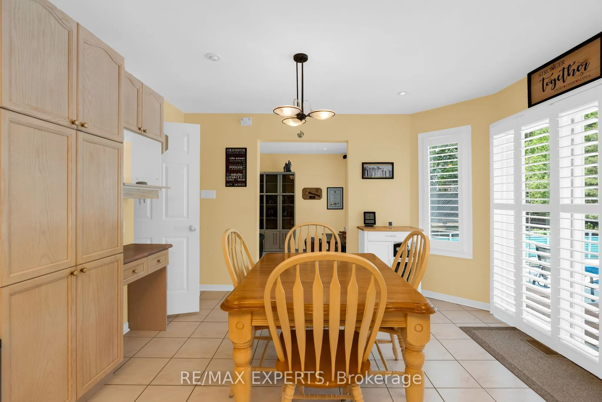 45 Sunkist Valley Road