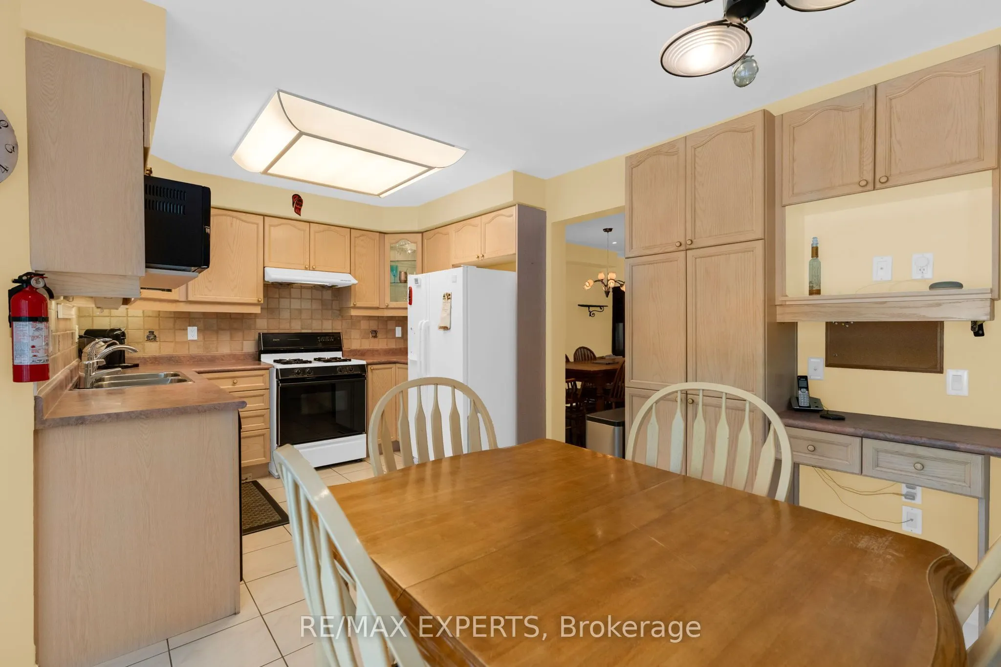 45 Sunkist Valley Road