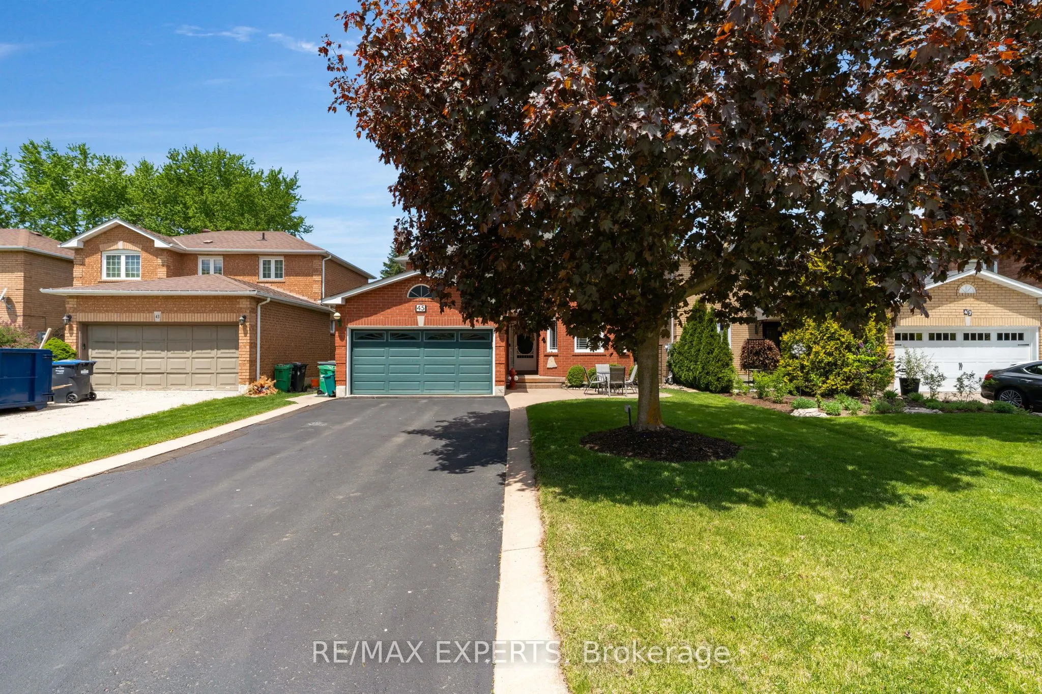 45 Sunkist Valley Road