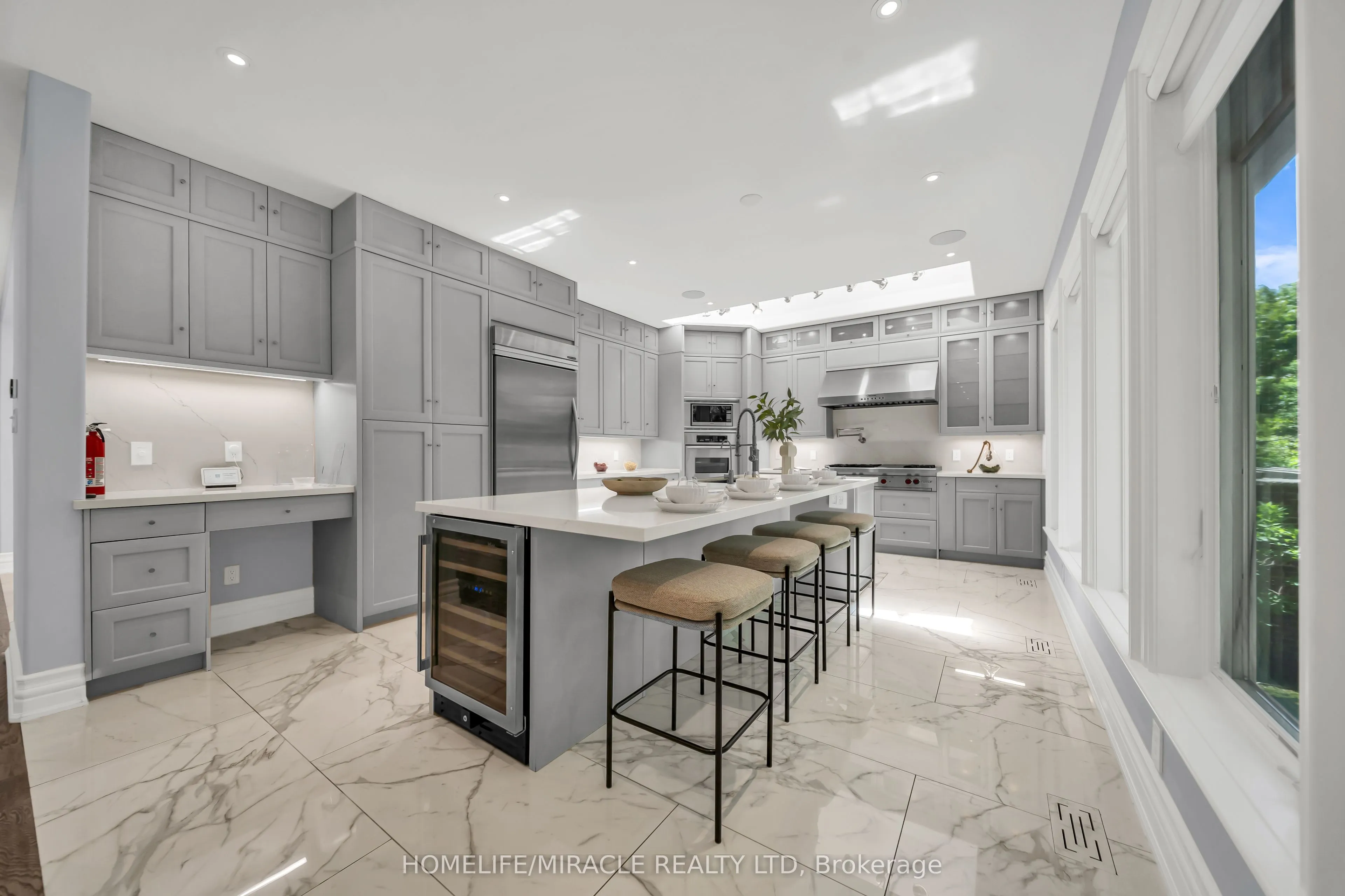 271 Oakhill Road