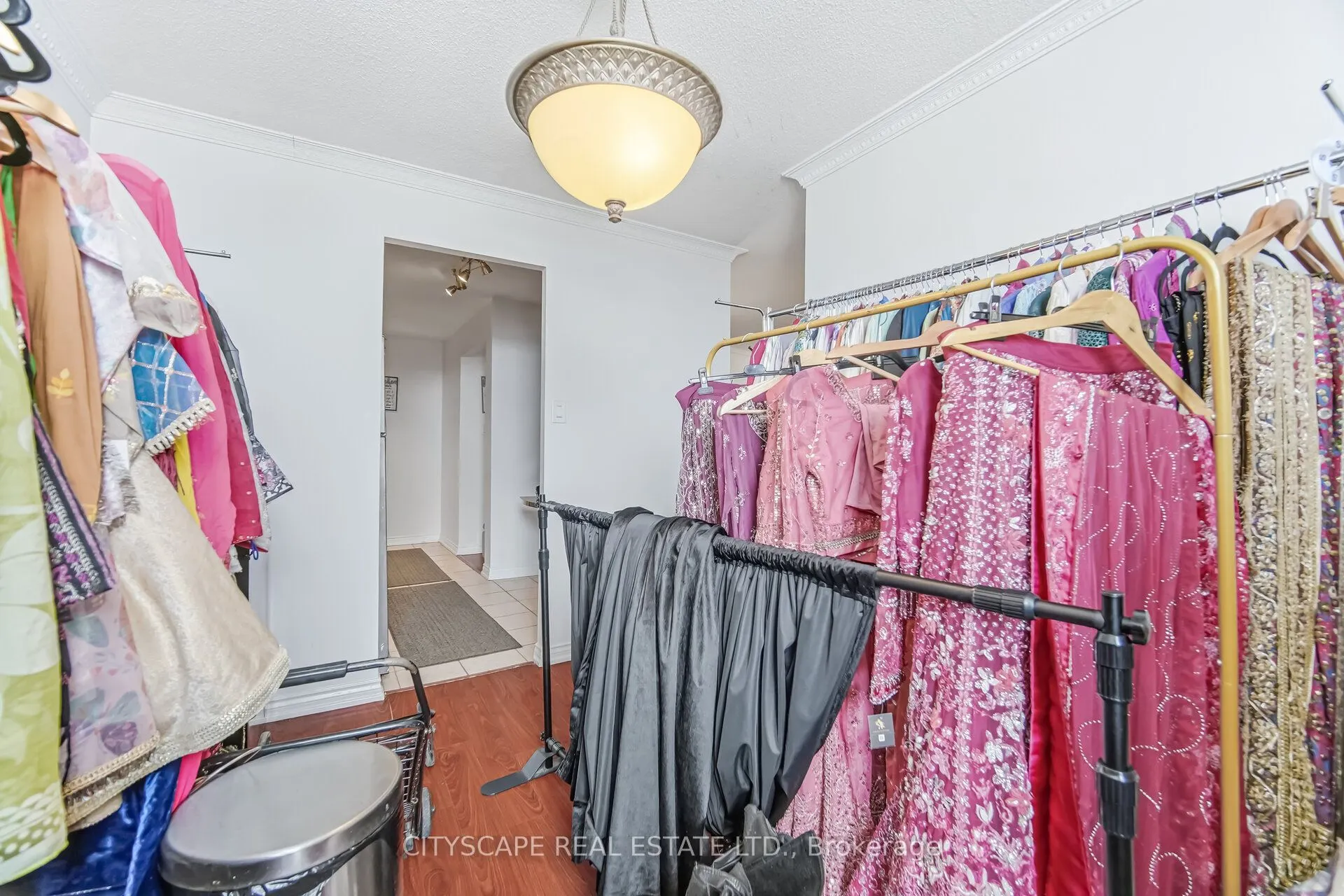 20 Mississauga Valley Boulevard #1706