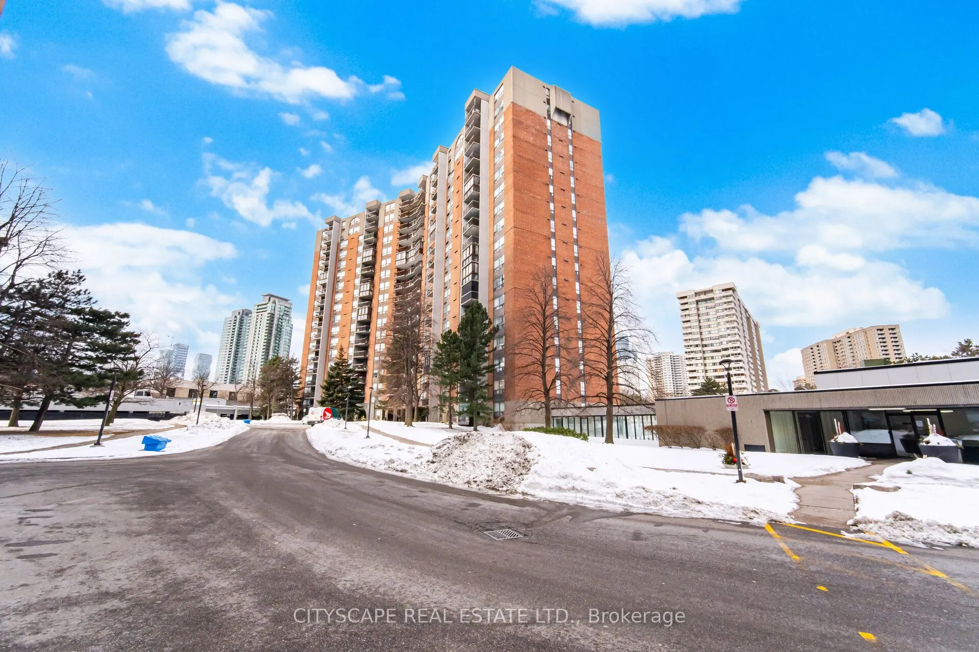 20 Mississauga Valley Boulevard #1706