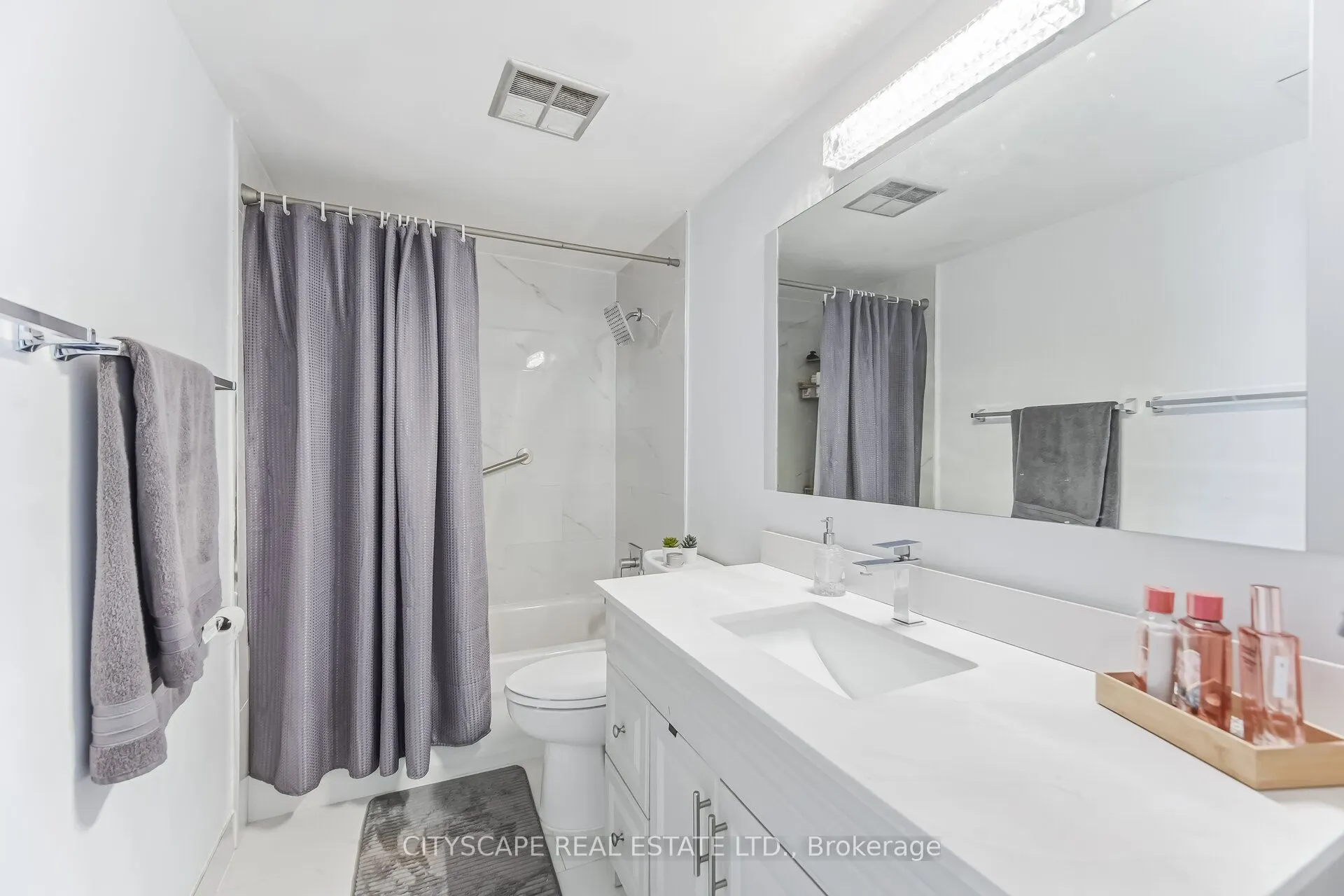 20 Mississauga Valley Boulevard #1706