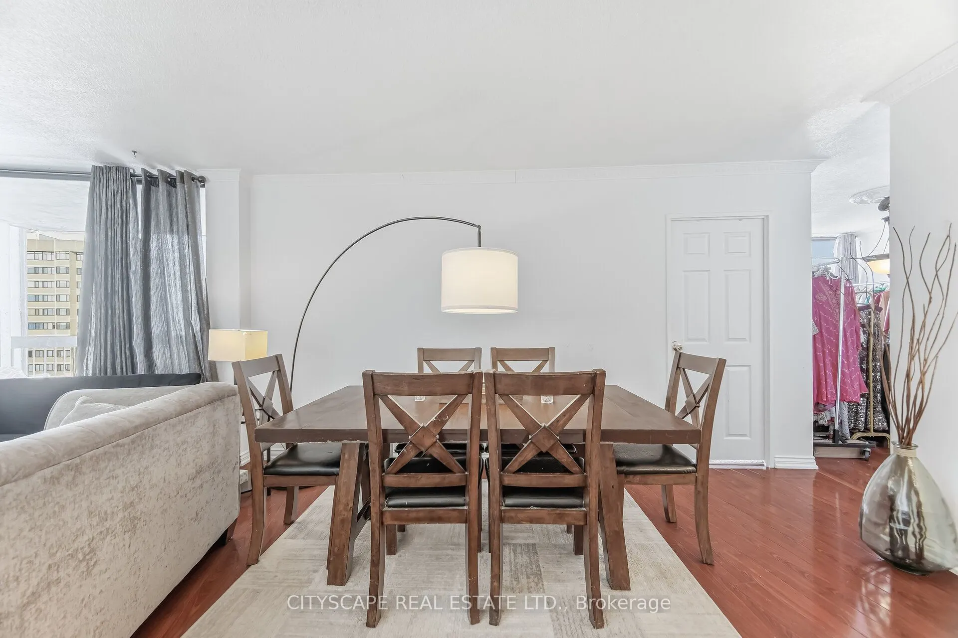 20 Mississauga Valley Boulevard #1706