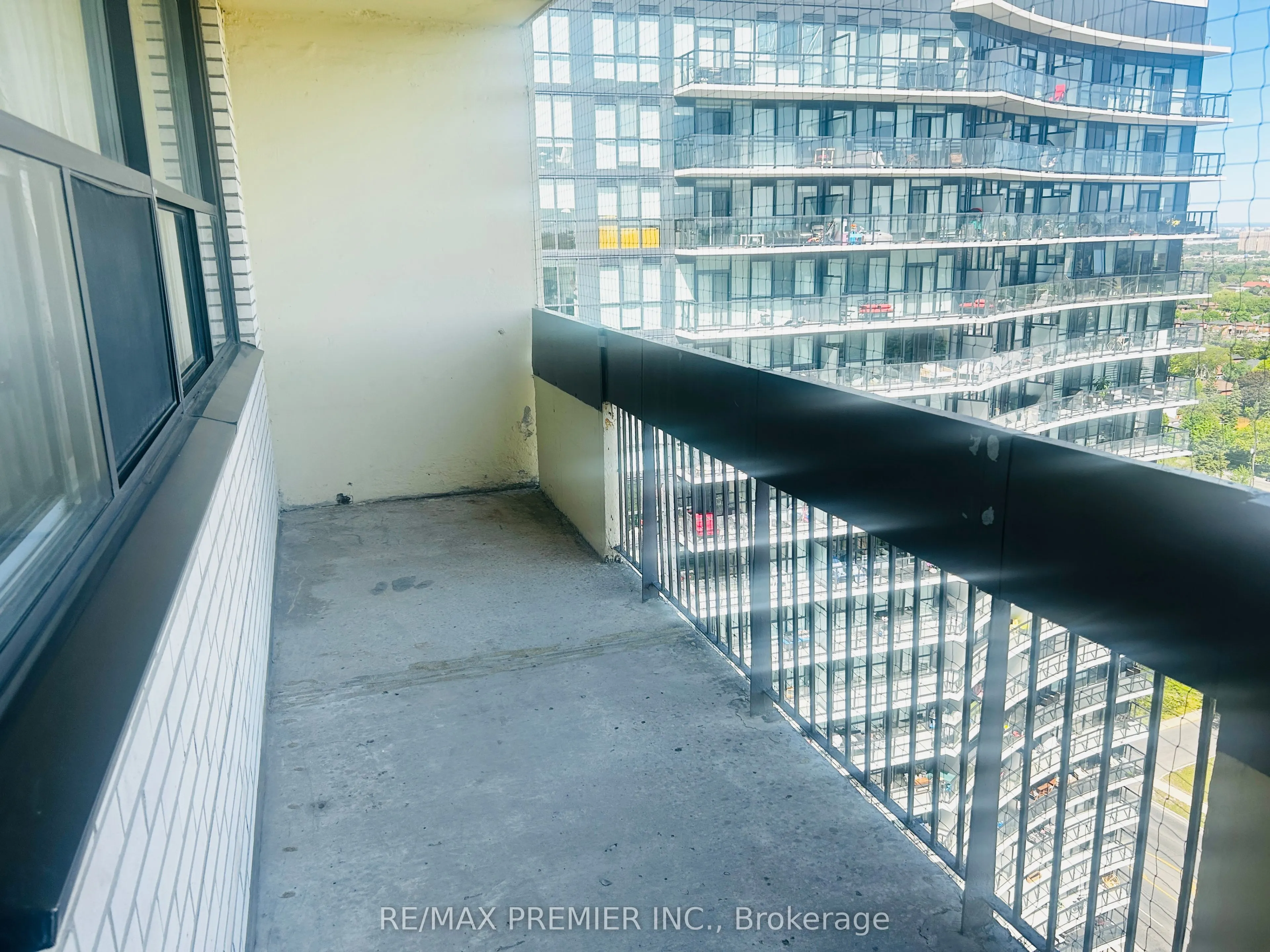 1455 Lawrence Avenue W #2004