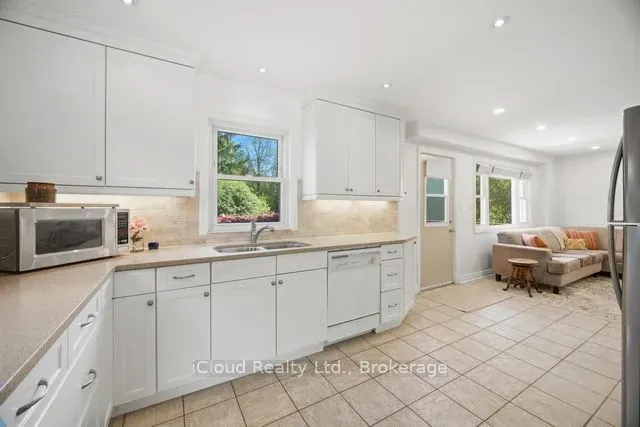 37 Archibald Street