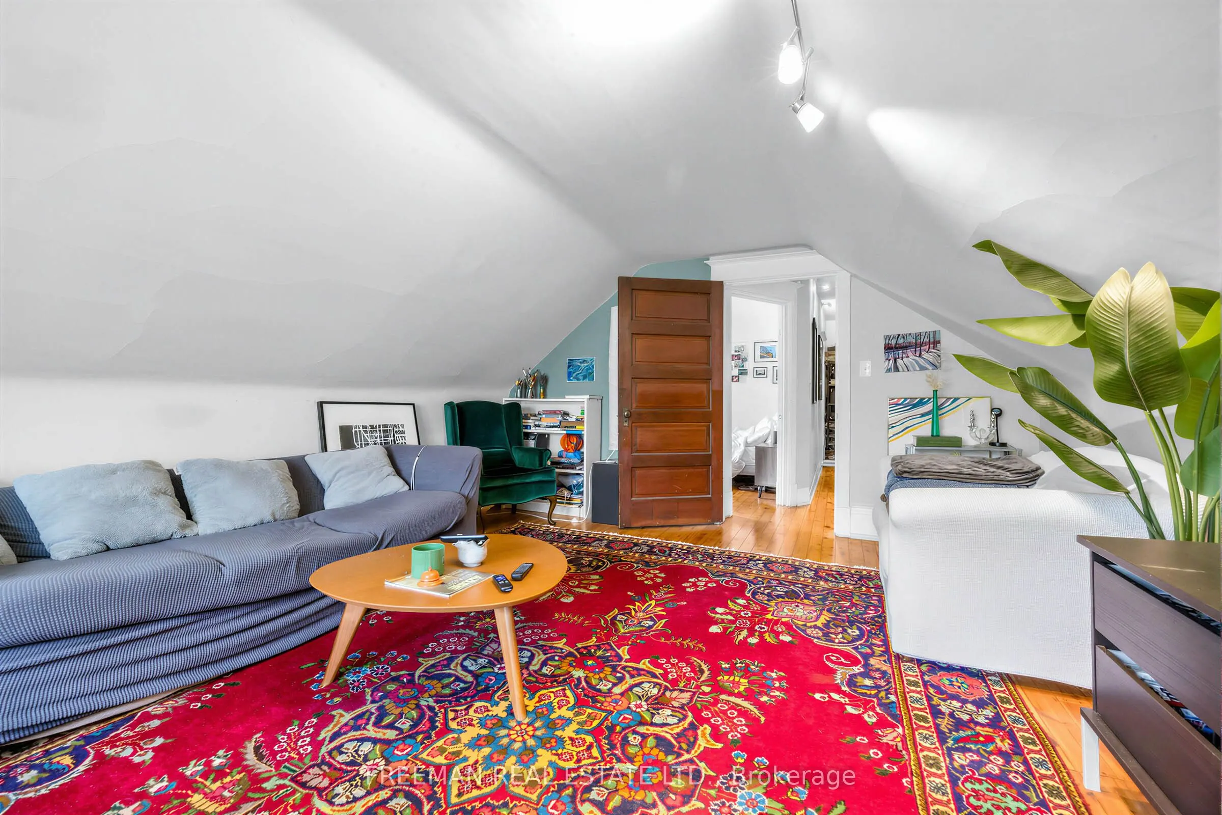 129 Indian Road