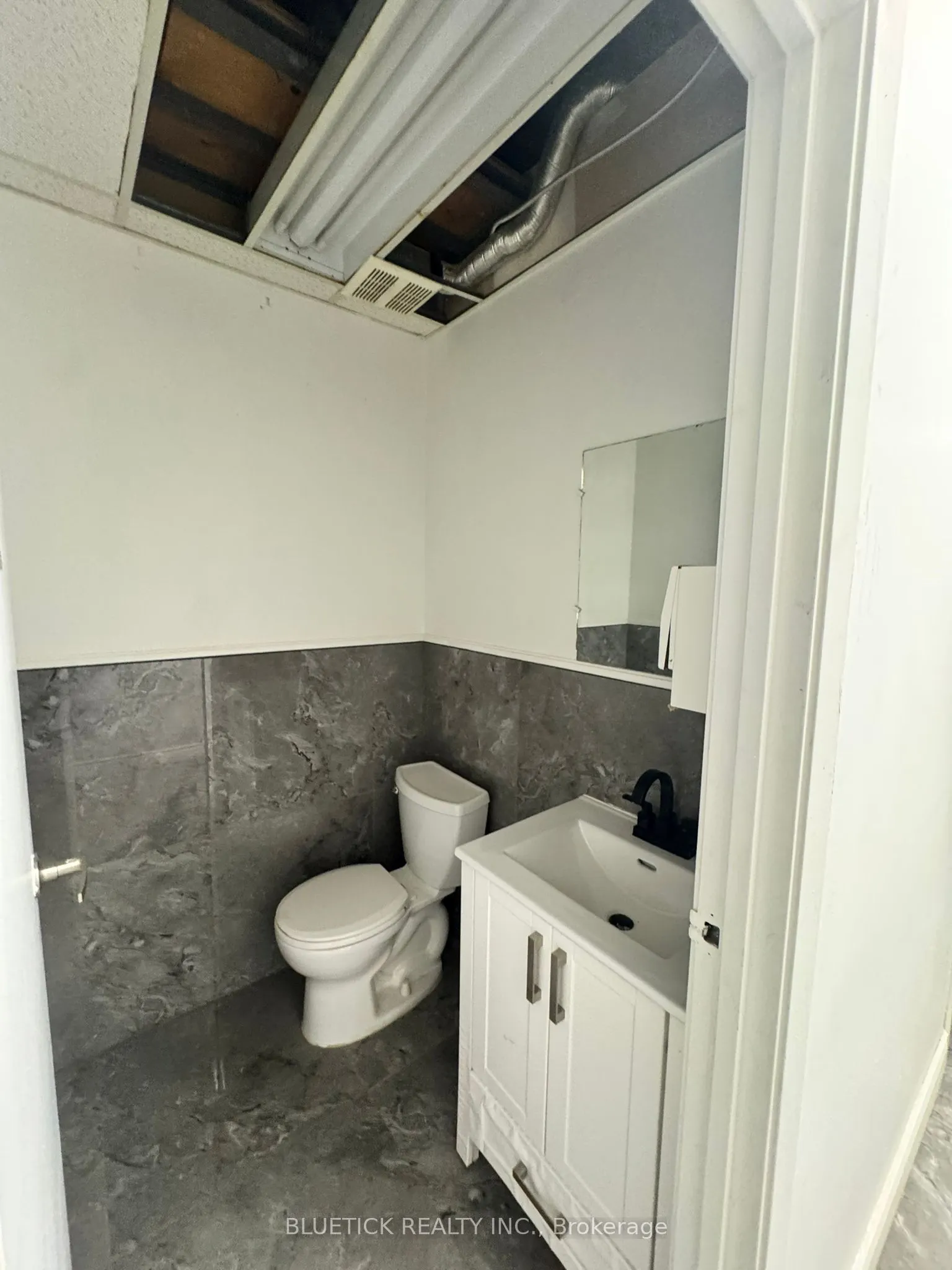 12 Bram Court #17-18