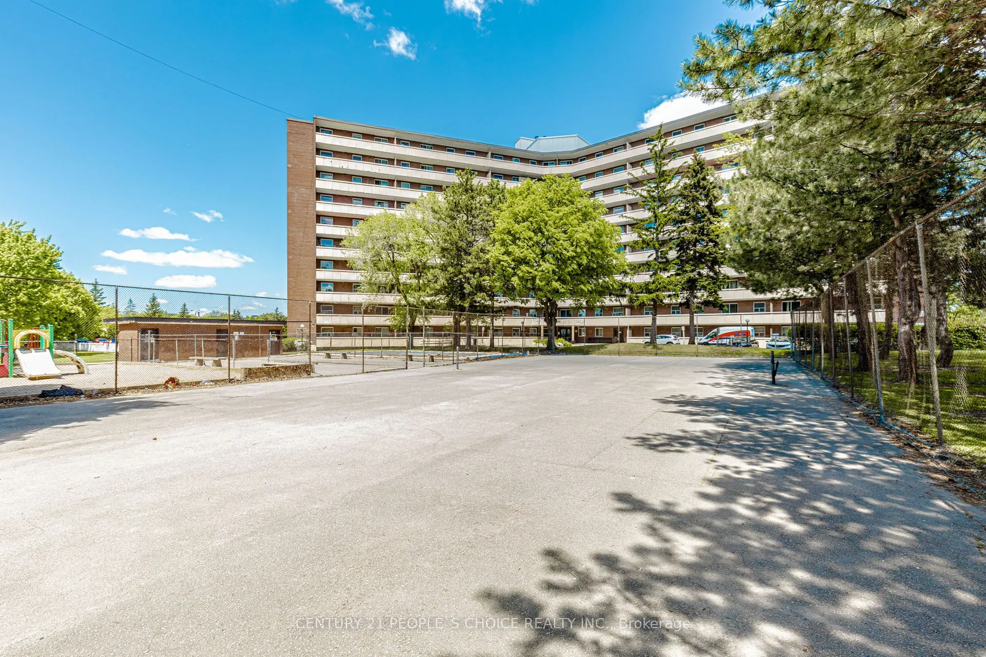 3577 Derry Road E #906