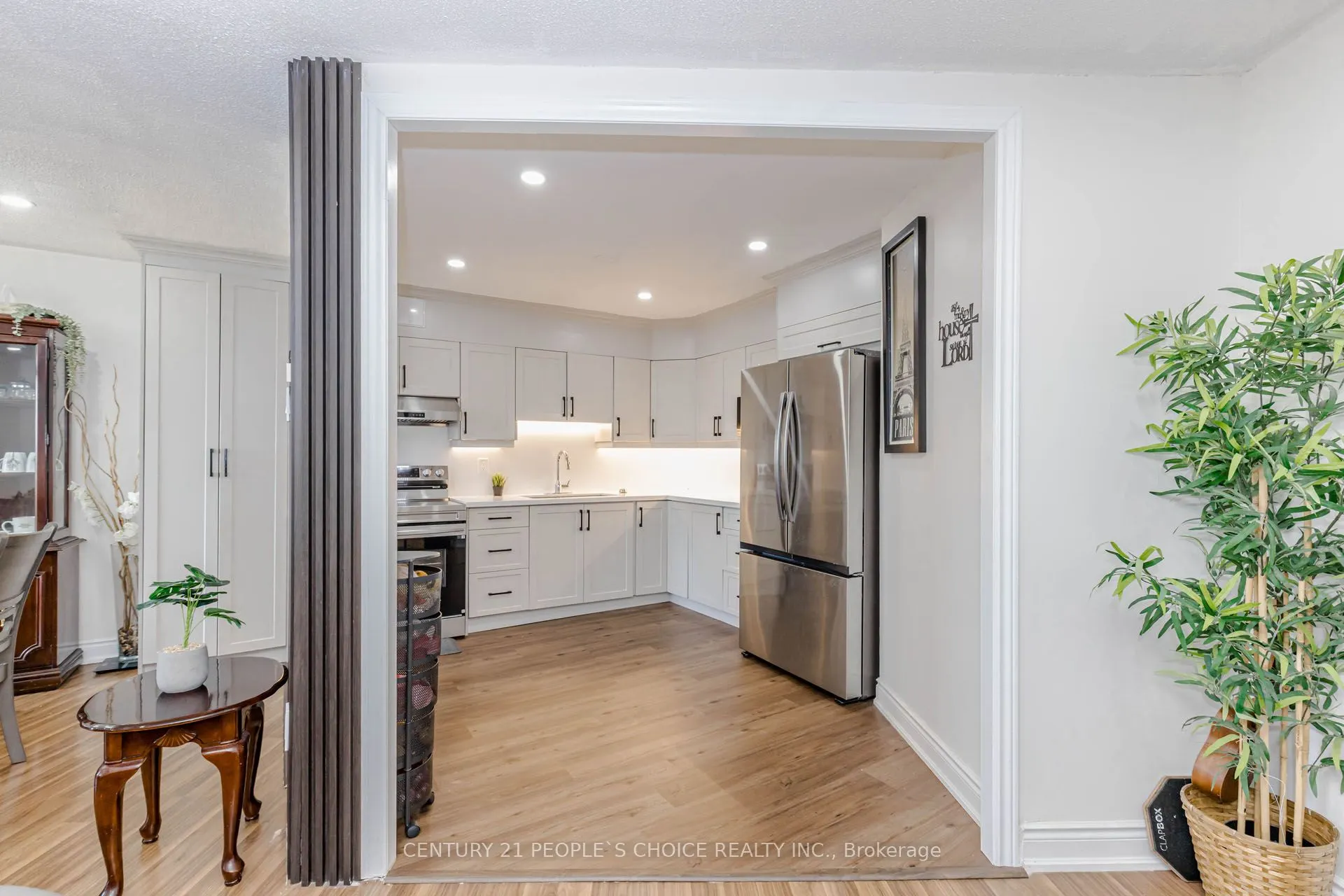 3577 Derry Road E #906