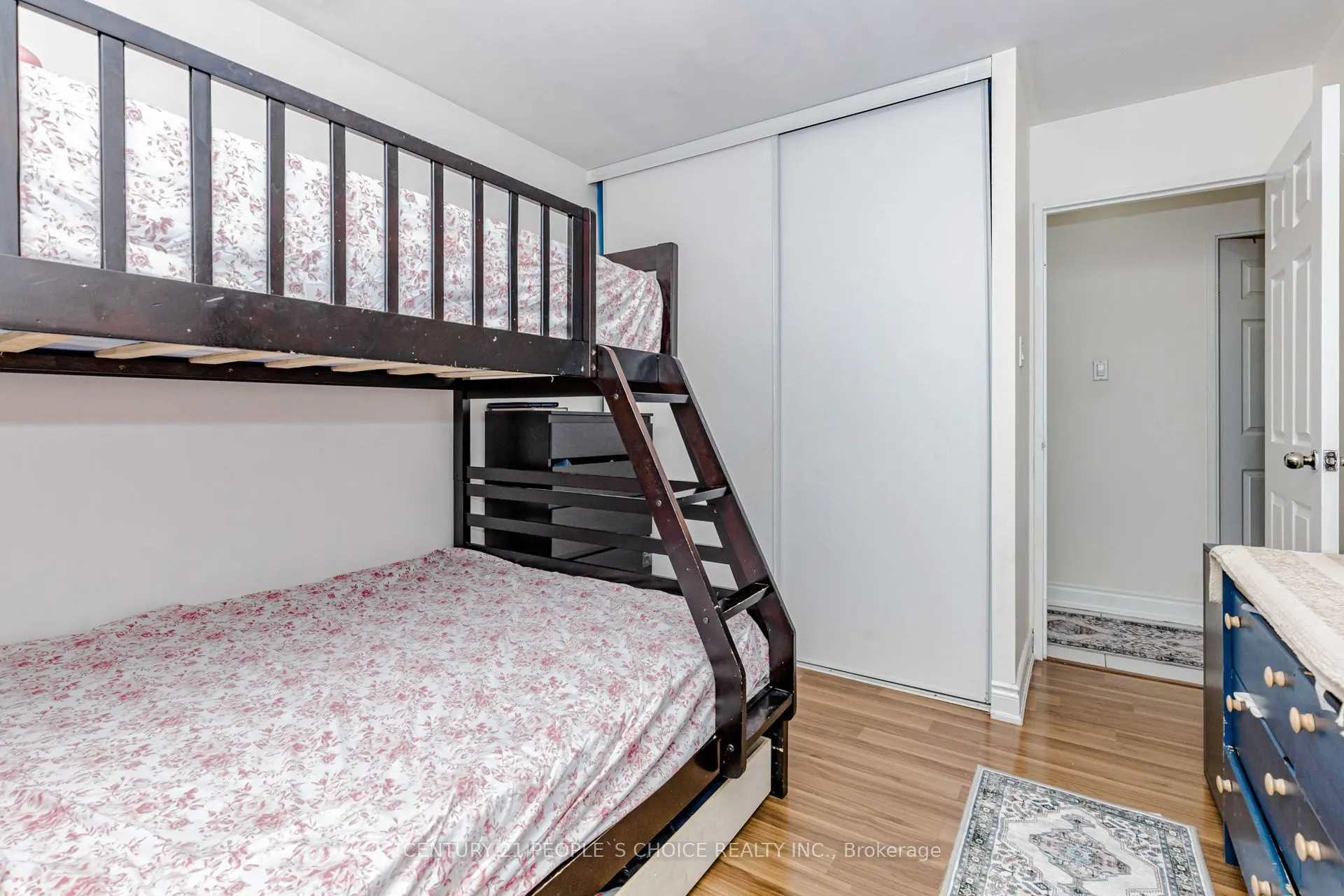 3577 Derry Road E #906