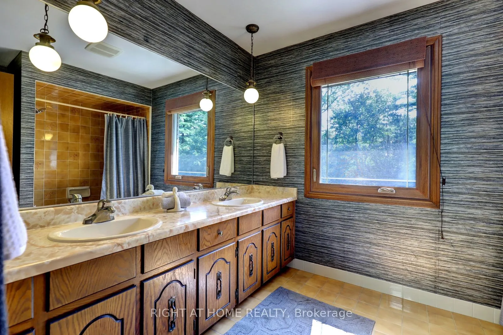 1412 Carmen Drive