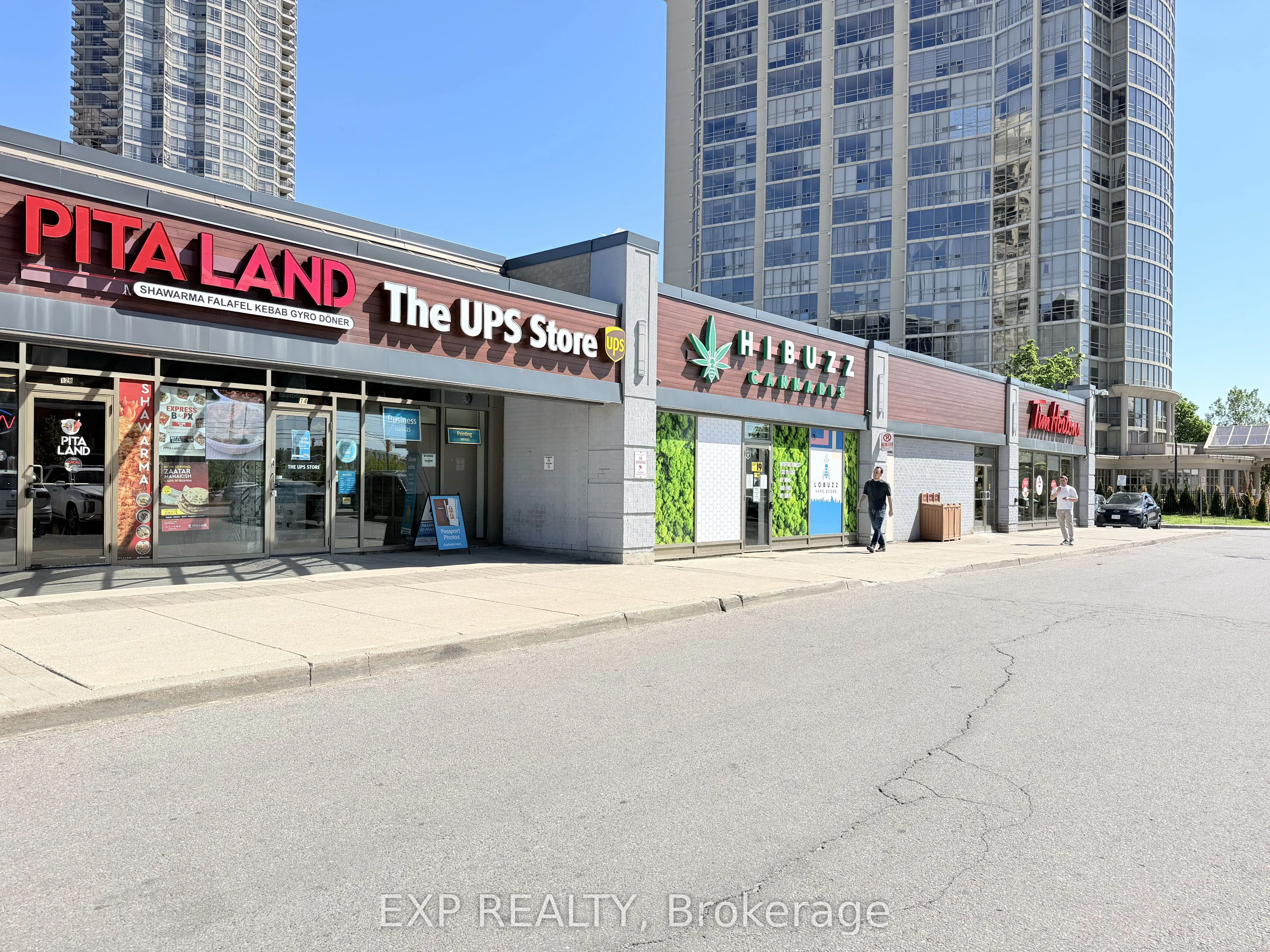 30 Eglinton Avenue W