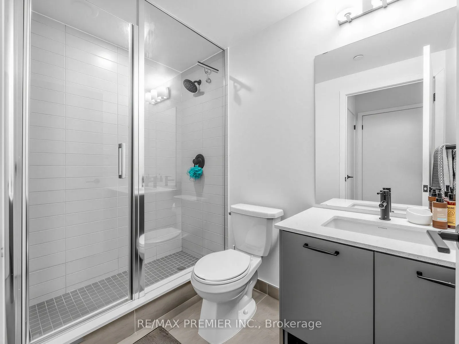 2300 St Clair Avenue W #615