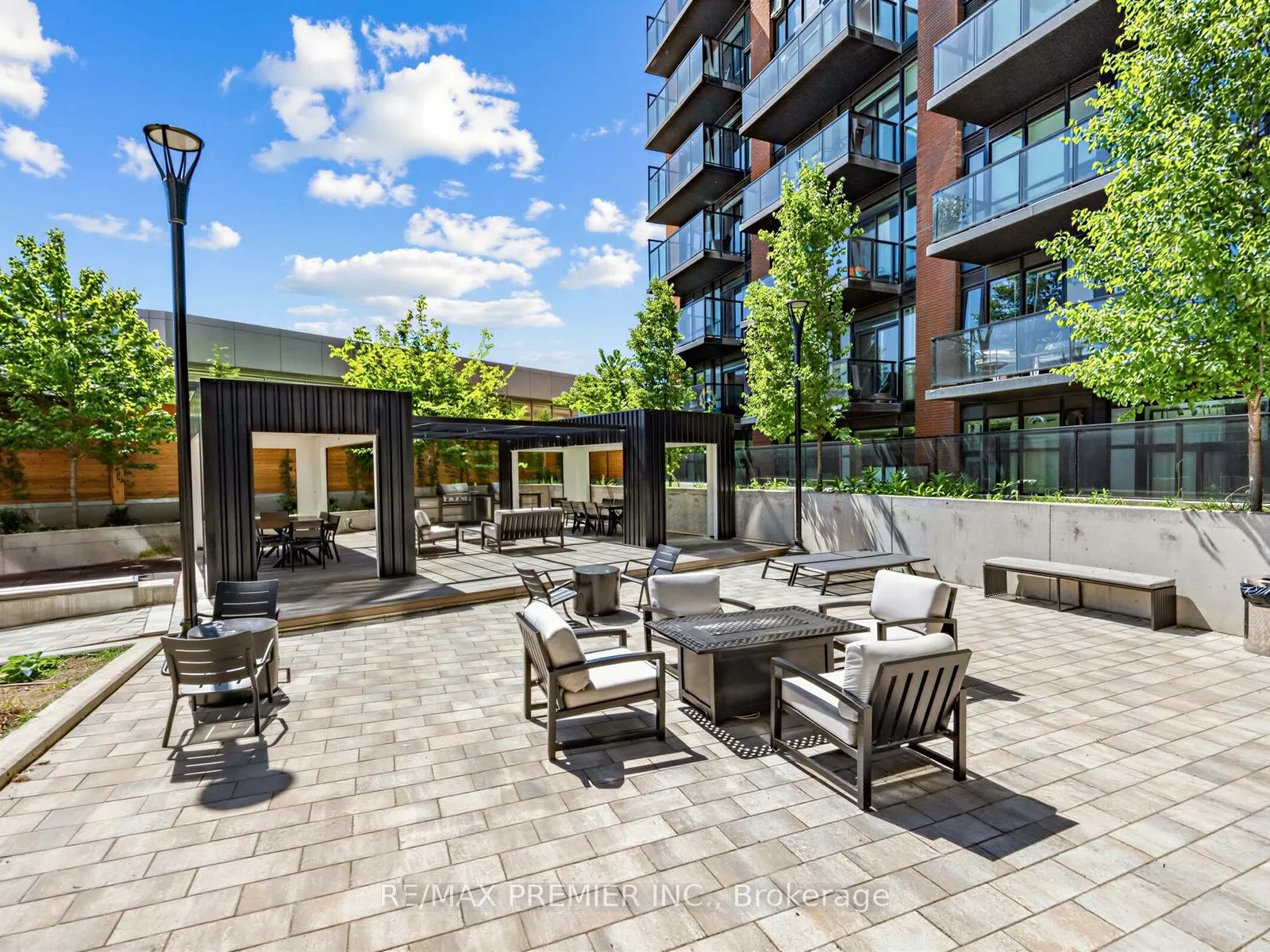 2300 St Clair Avenue W #615