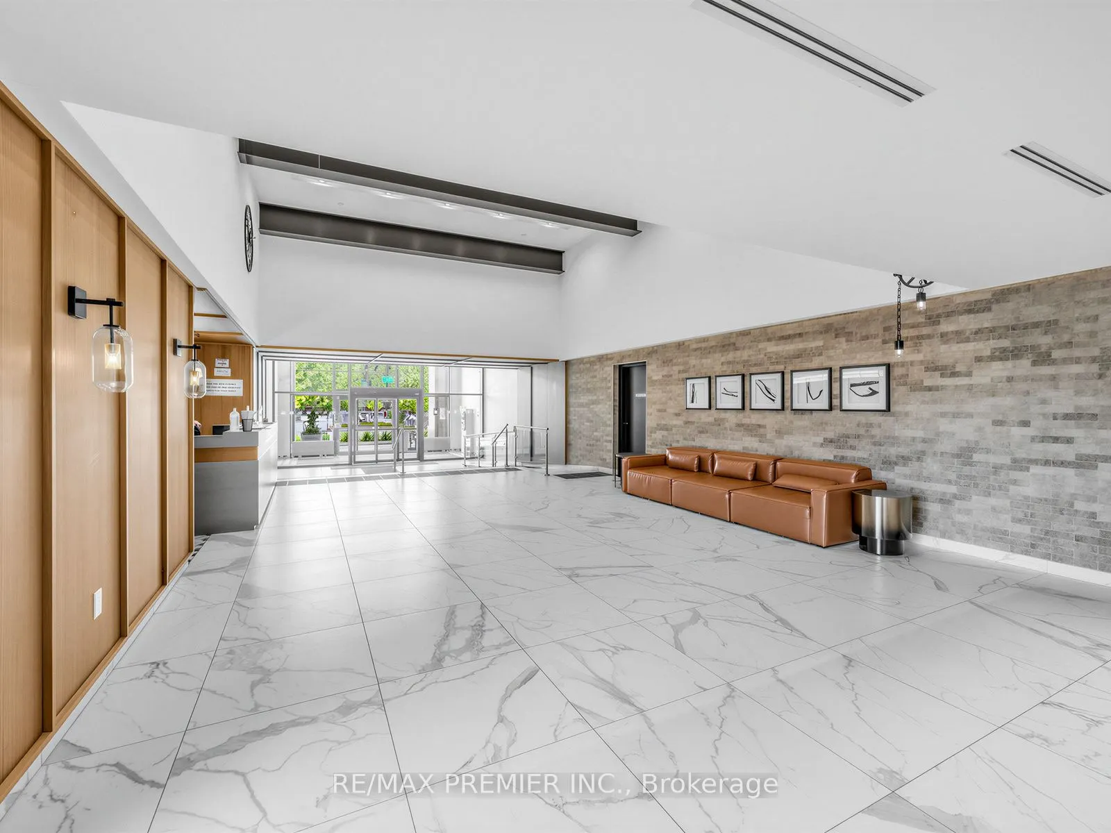 2300 St Clair Avenue W #615