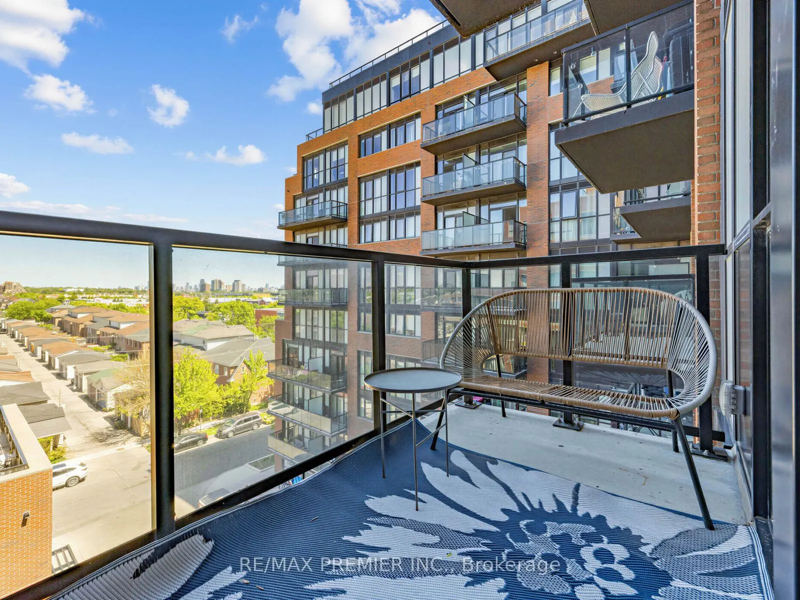 2300 St Clair Avenue W #615