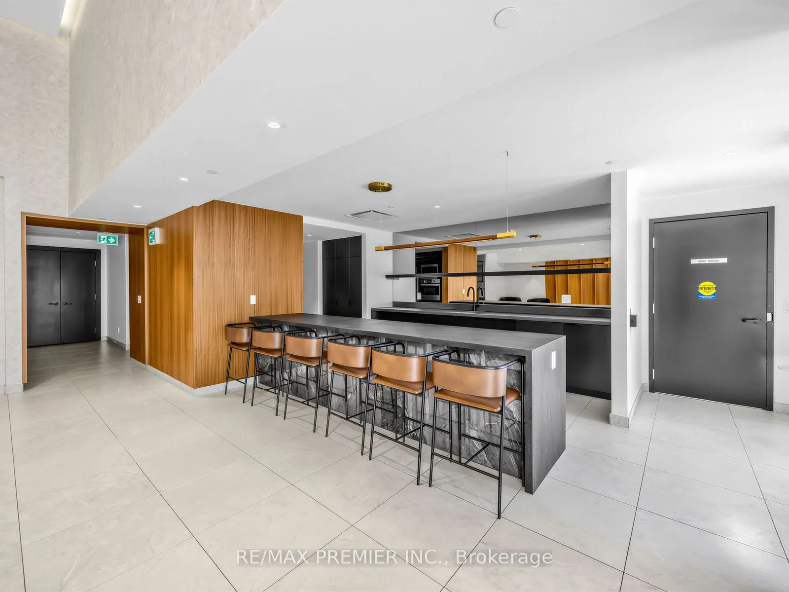 2300 St Clair Avenue W #615