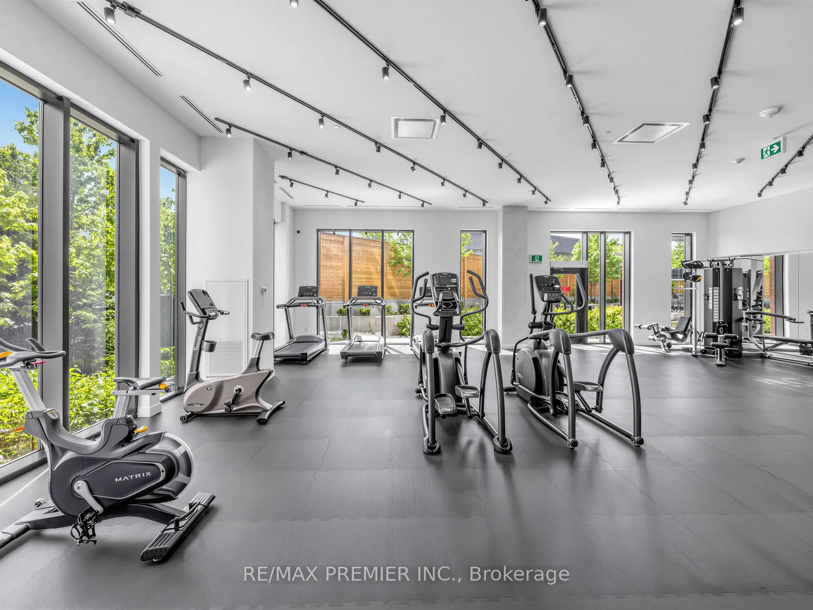 2300 St Clair Avenue W #615
