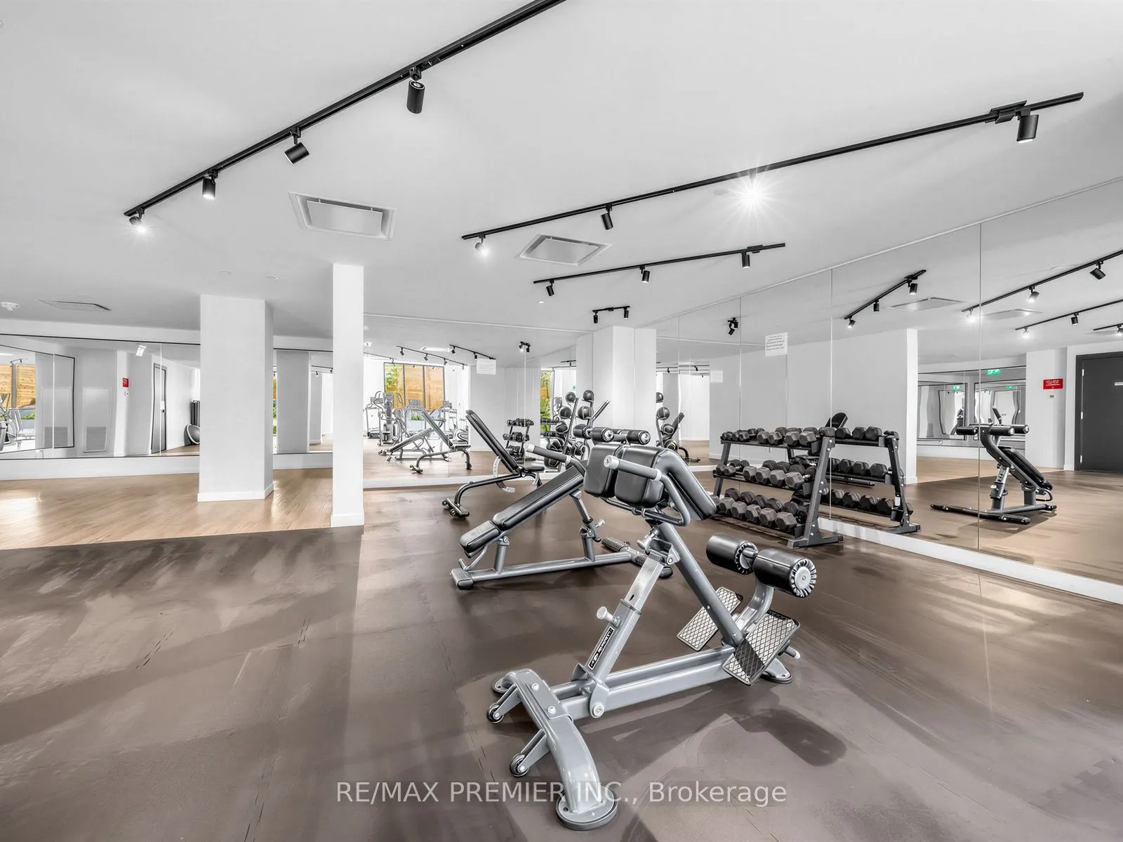 2300 St Clair Avenue W #615