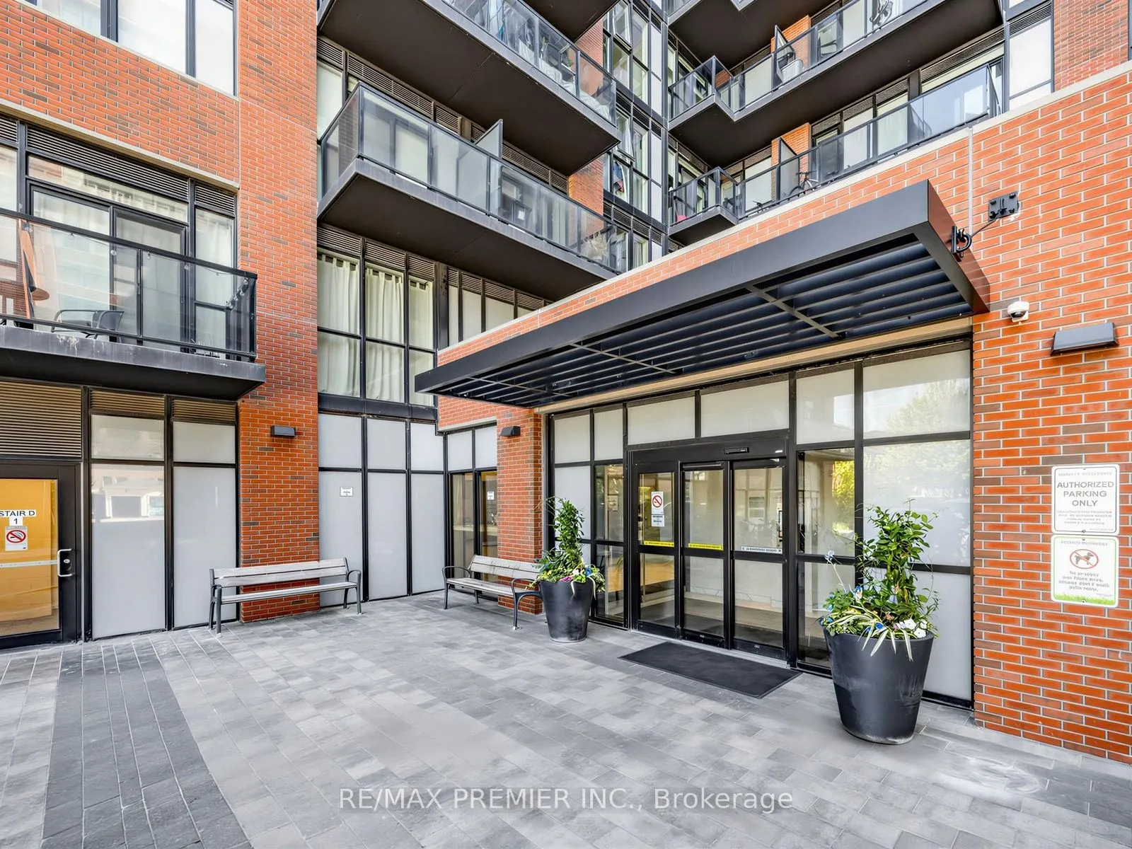 2300 St Clair Avenue W #615