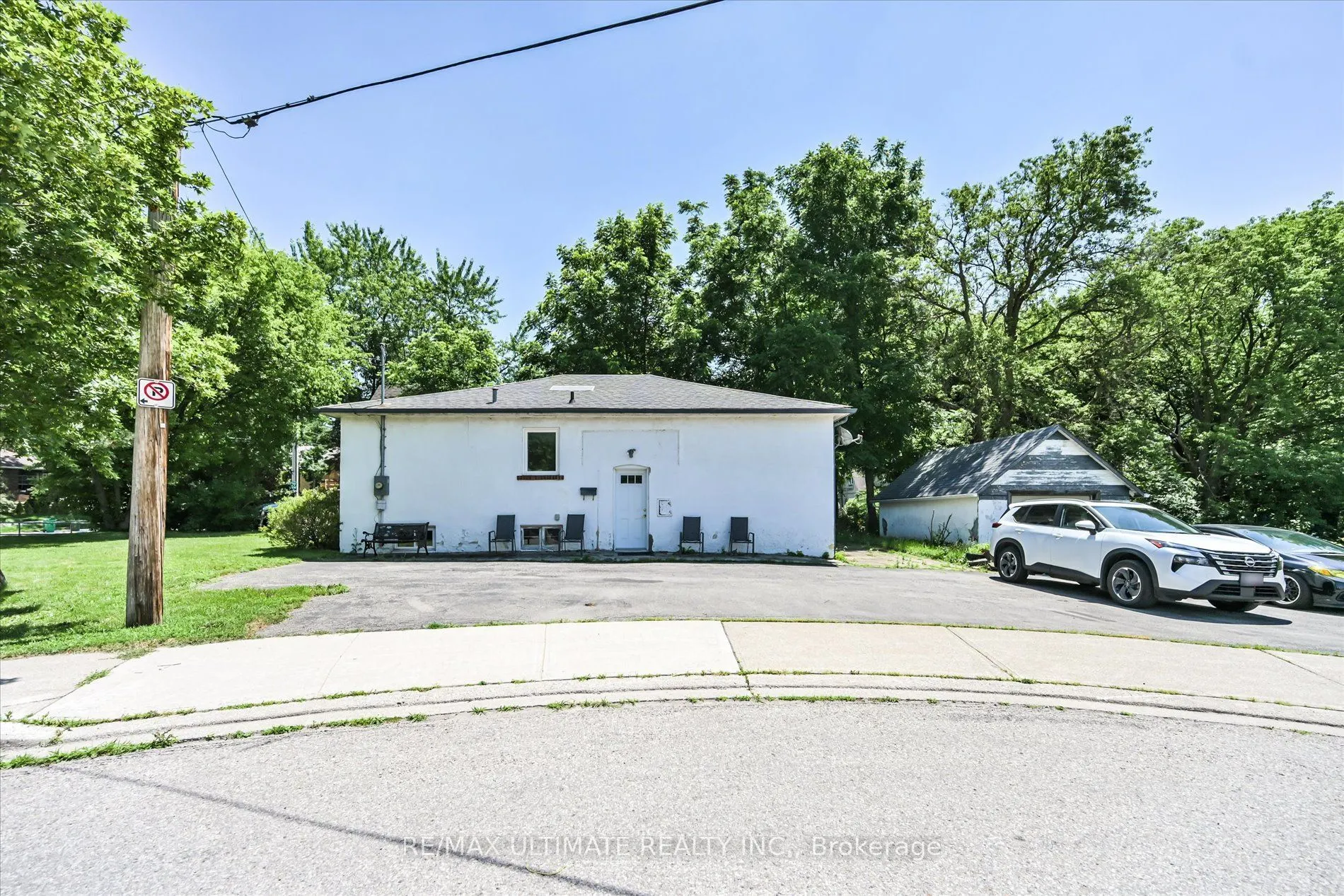 1076 Dixie Road