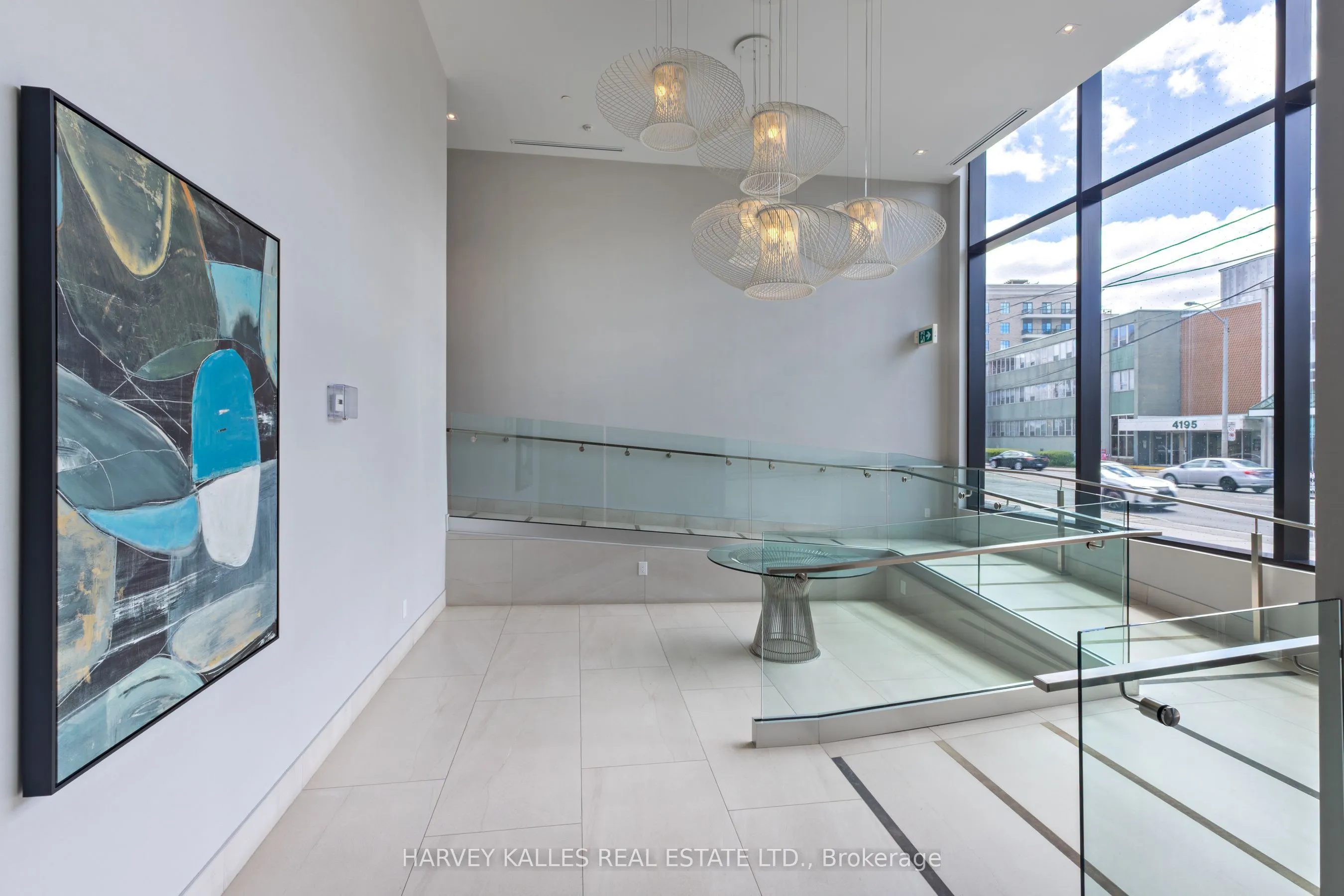 4208 Dundas Street W #412