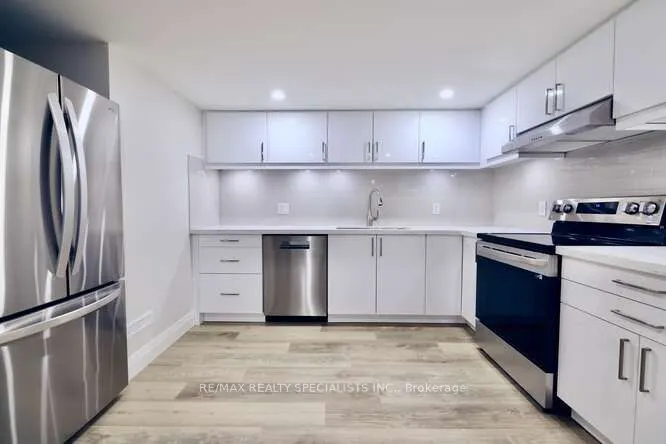 43 Firwood (Lower) Crescent