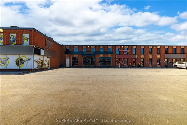 5235 Steeles Avenue W