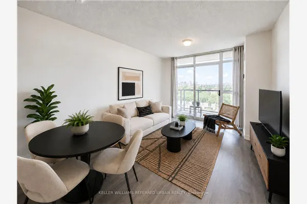 812 Lansdowne Avenue #815