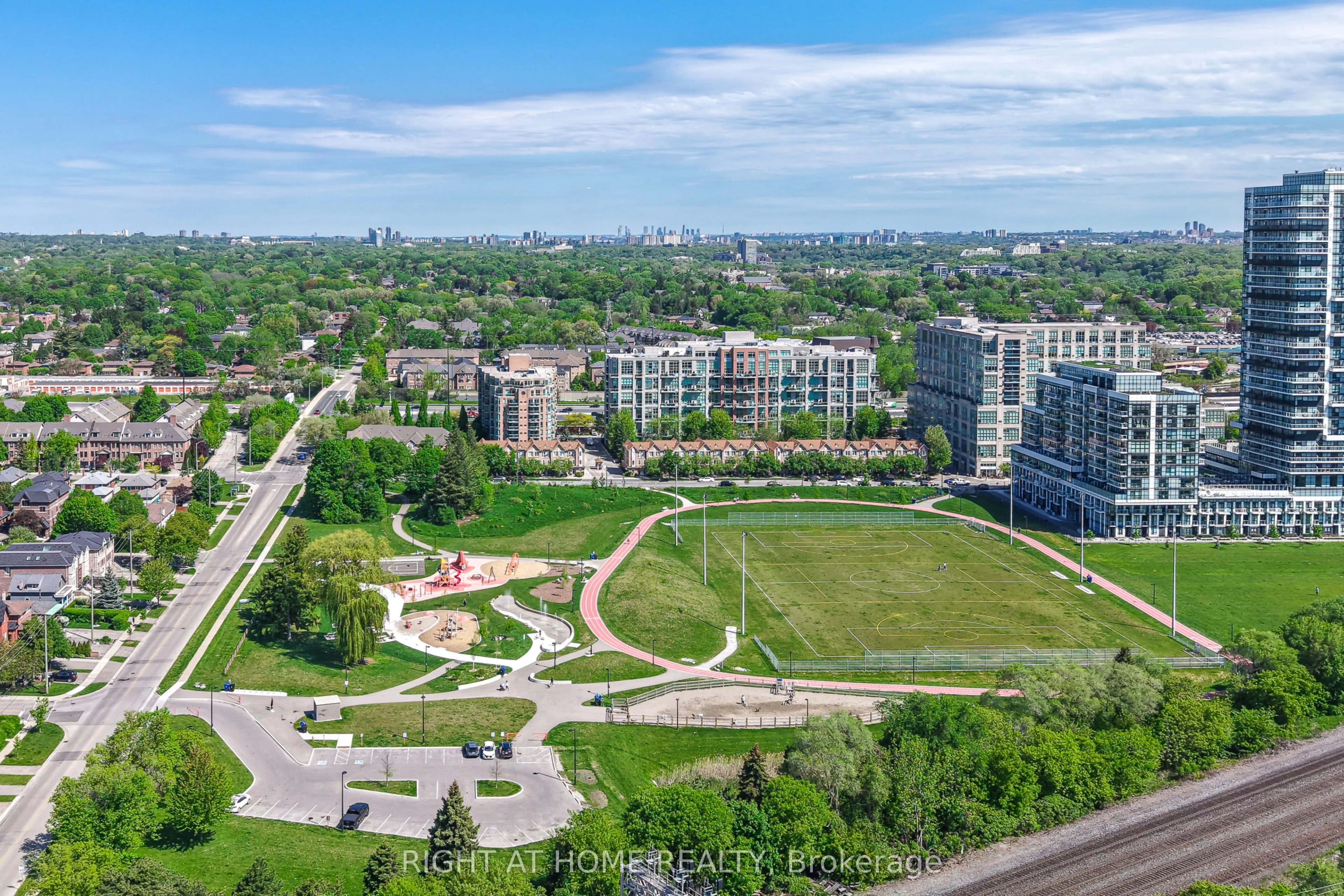 250 Manitoba Street #612