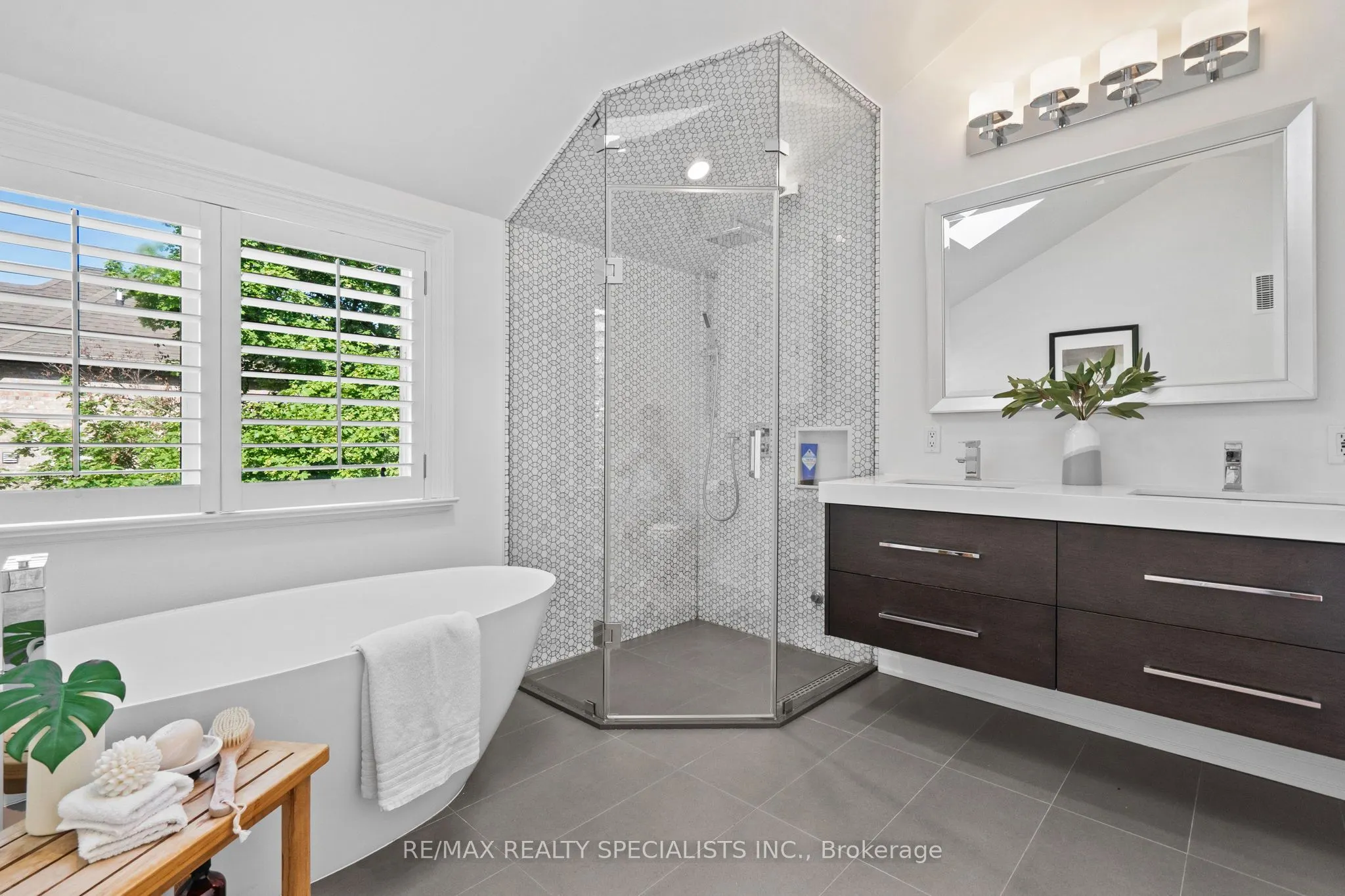 78 Meadowbank Road