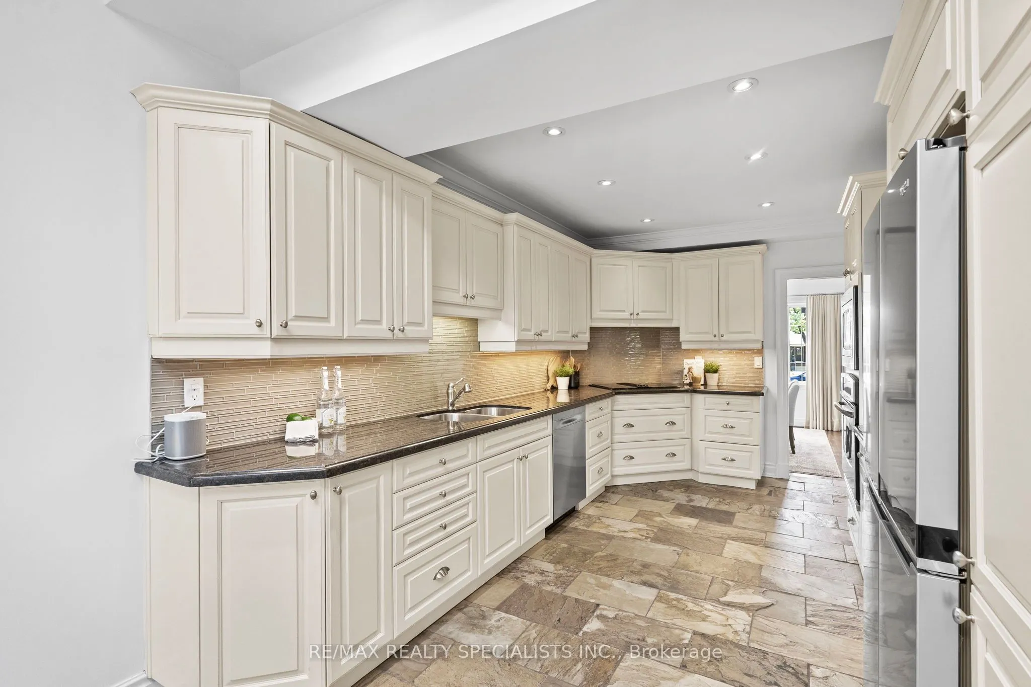 78 Meadowbank Road