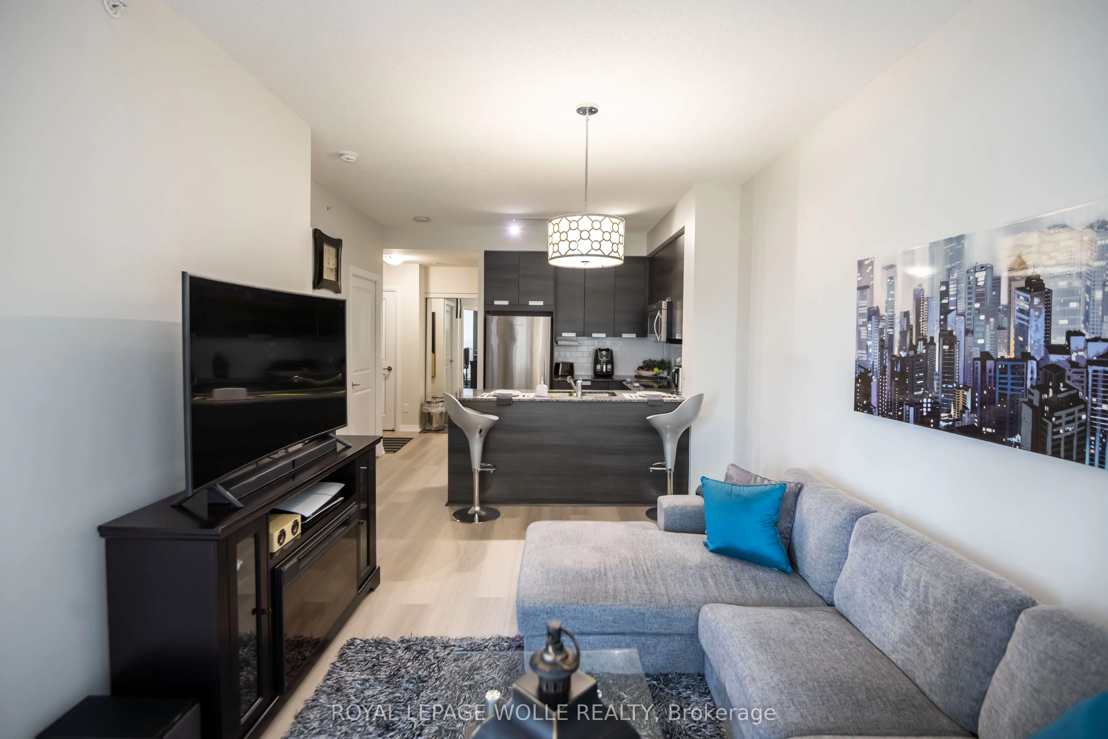 75 Eglinton Avenue W #1601