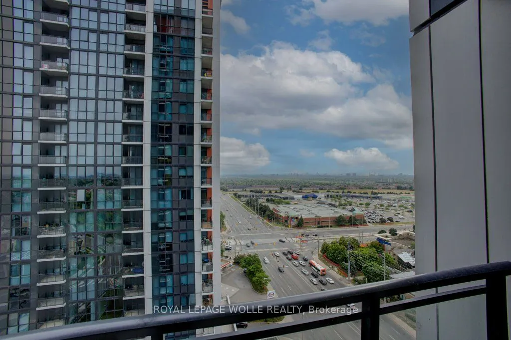 75 Eglinton Avenue W #1601