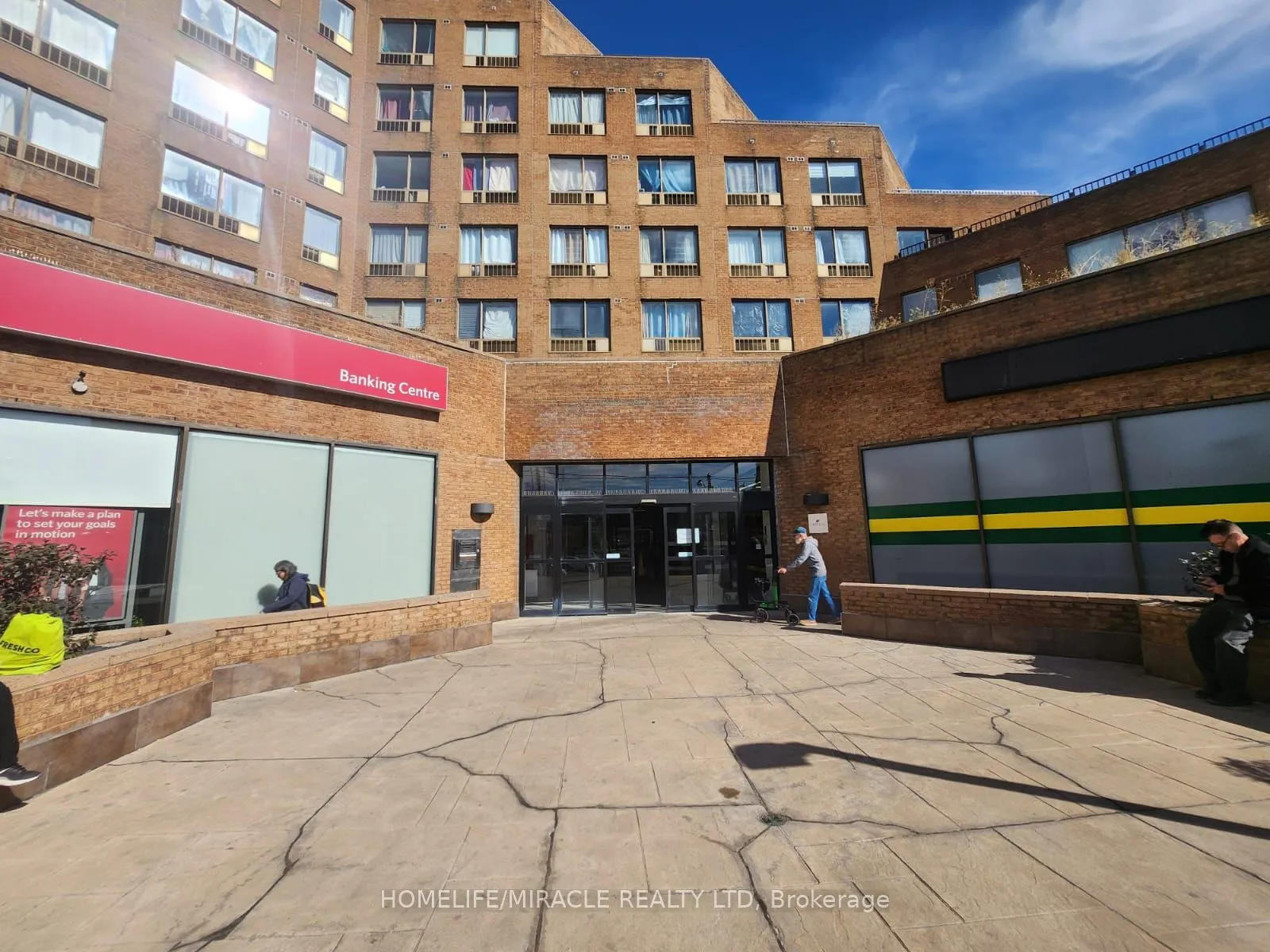 2340 Dundas Street W #G11