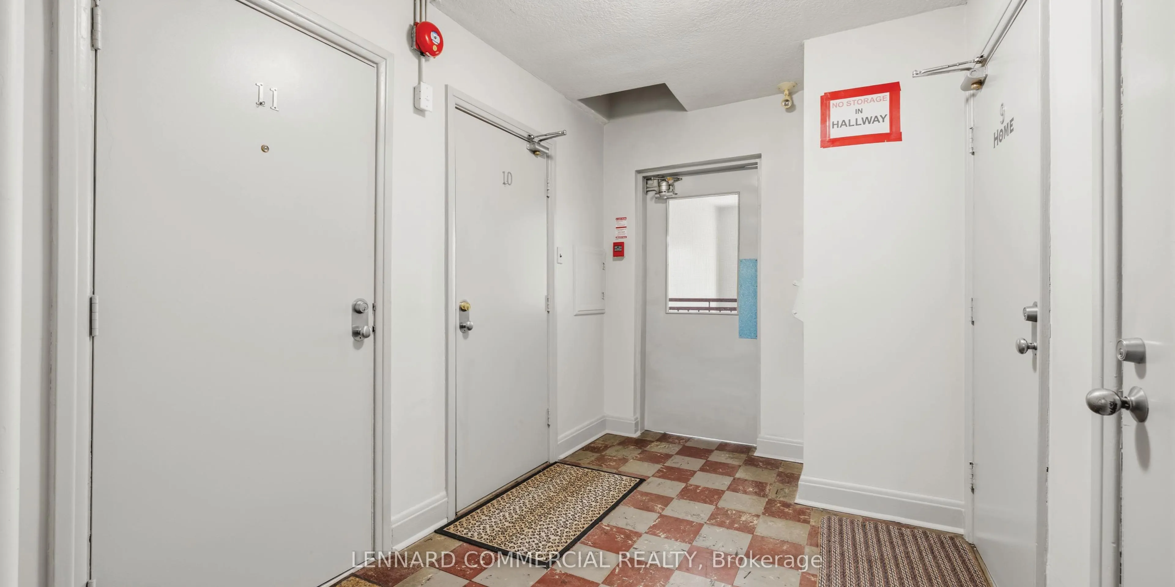 318 The Kingsway
